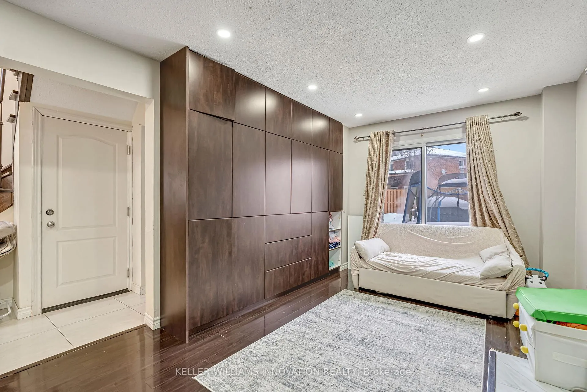 Photo 11 of 161 Havelock Drive, Brampton, Fletcher's Creek South — HOMEH