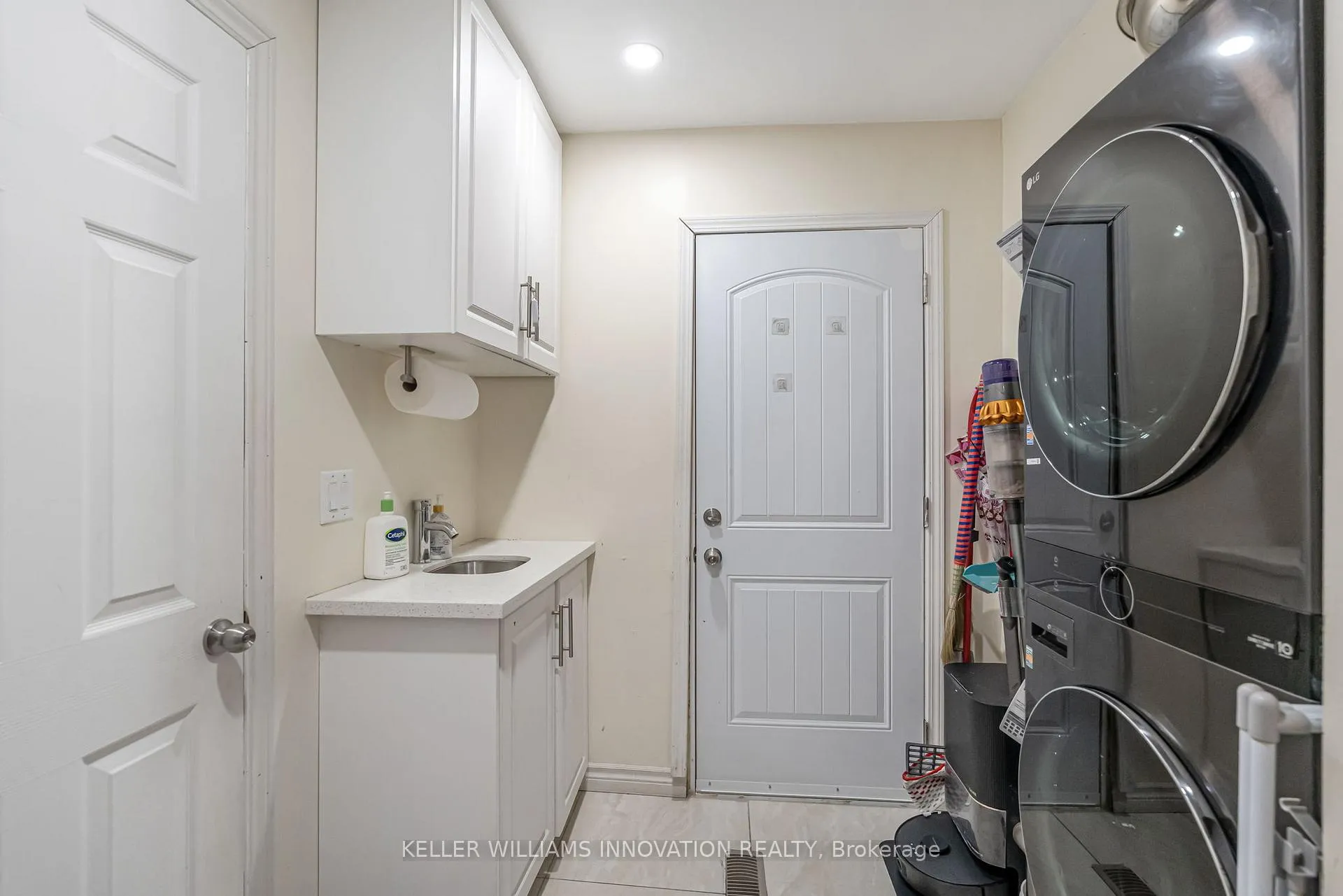 Photo 20 of 161 Havelock Drive, Brampton, Fletcher's Creek South — HOMEH