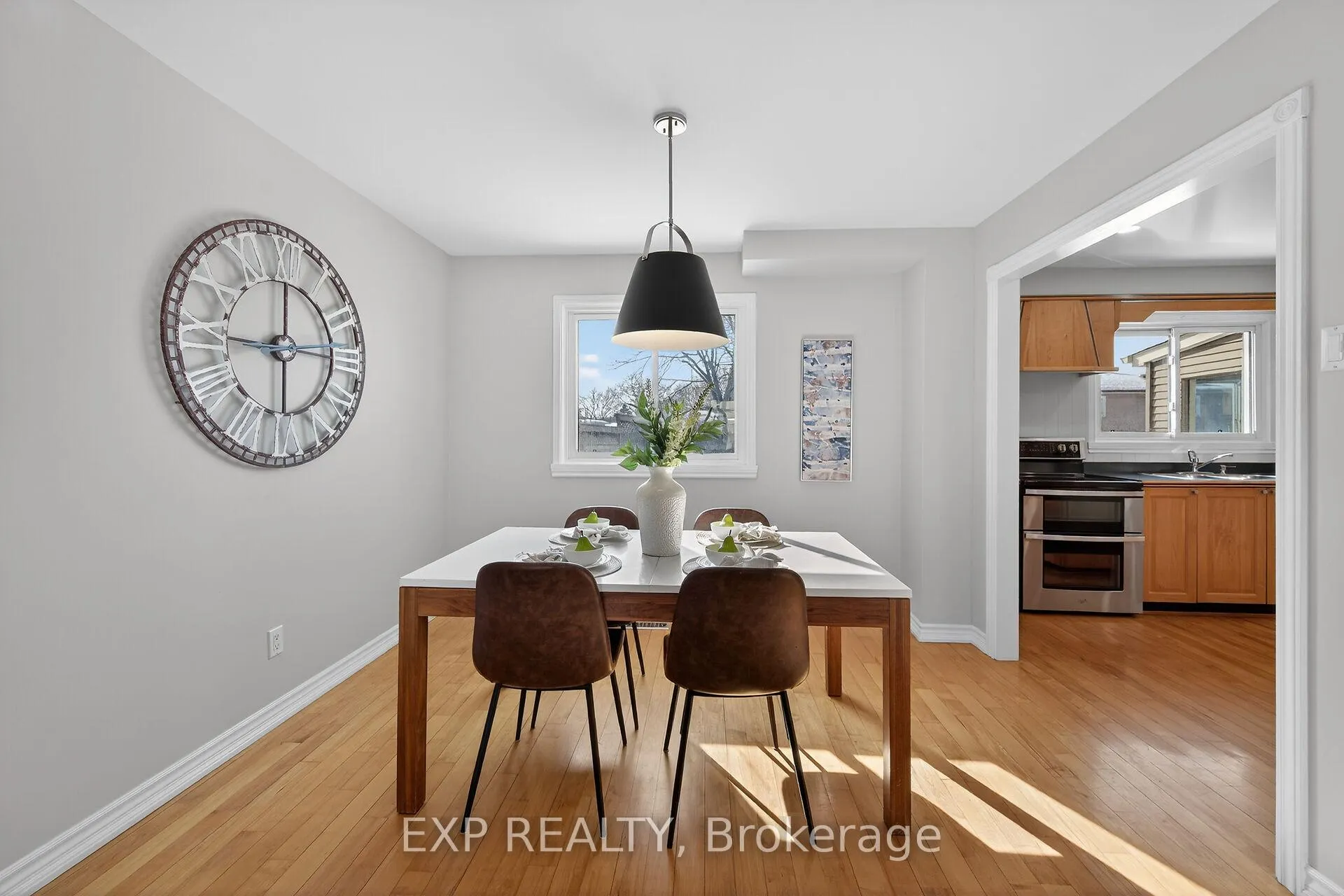 Photo 10 of 845 Syer Drive, Milton, Timberlea — HOMEH