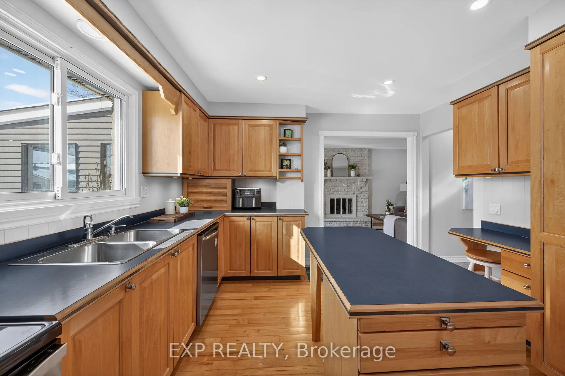 Photo 13 of 845 Syer Drive, Milton, Timberlea — HOMEH