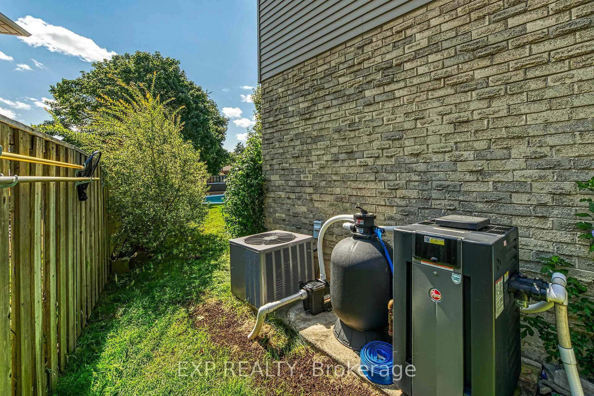Photo 49 of 845 Syer Drive, Milton, Timberlea — HOMEH