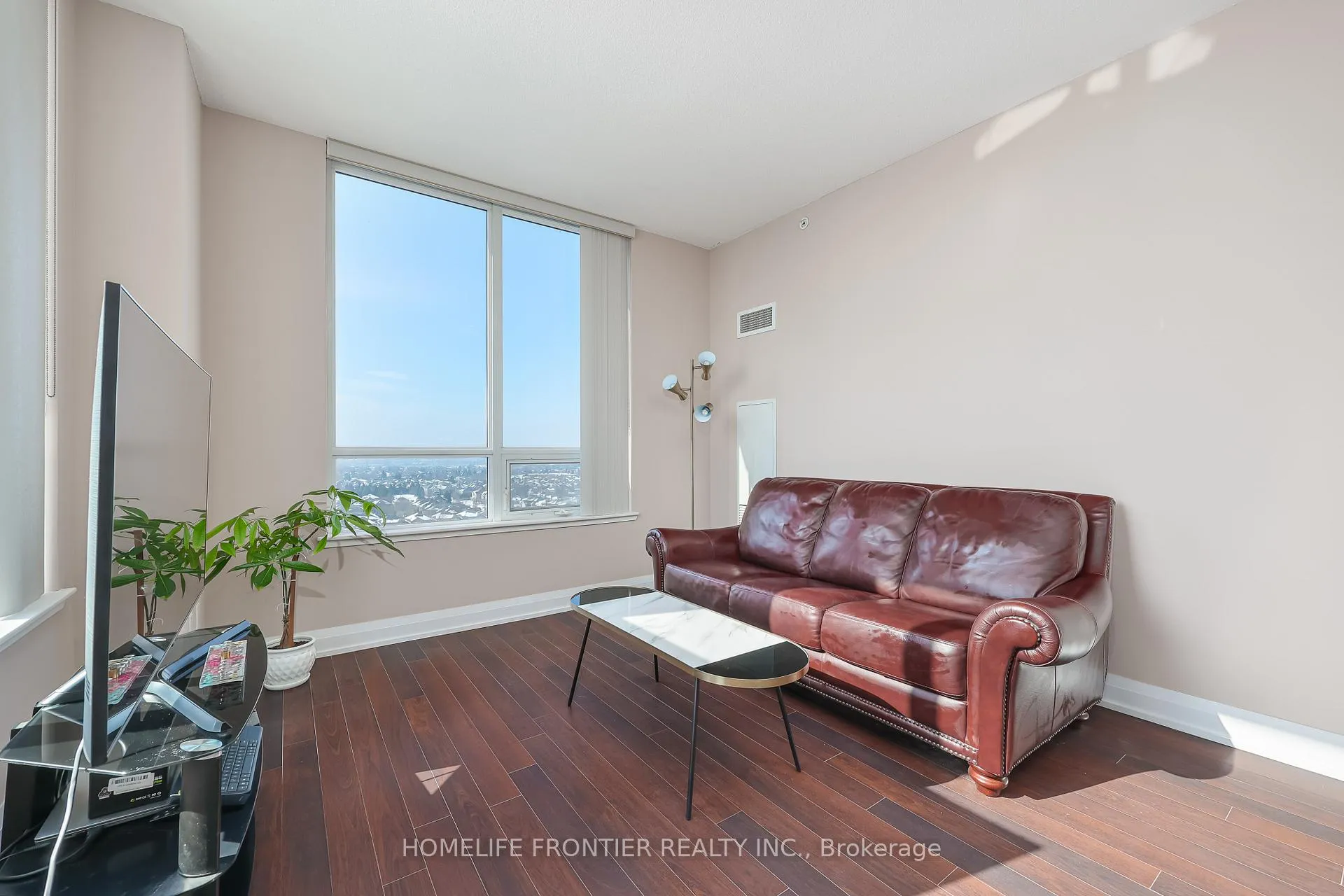 Photo 8 of Unit 1408, 75 North Park Road, Vaughan, Beverley Glen — HOMEH