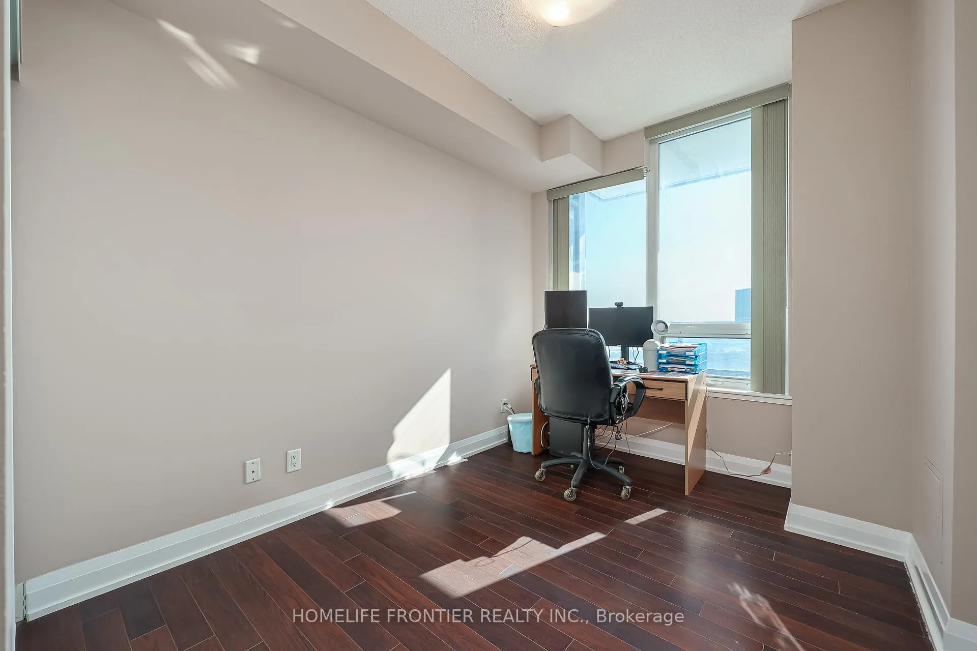 Photo 14 of Unit 1408, 75 North Park Road, Vaughan, Beverley Glen — HOMEH