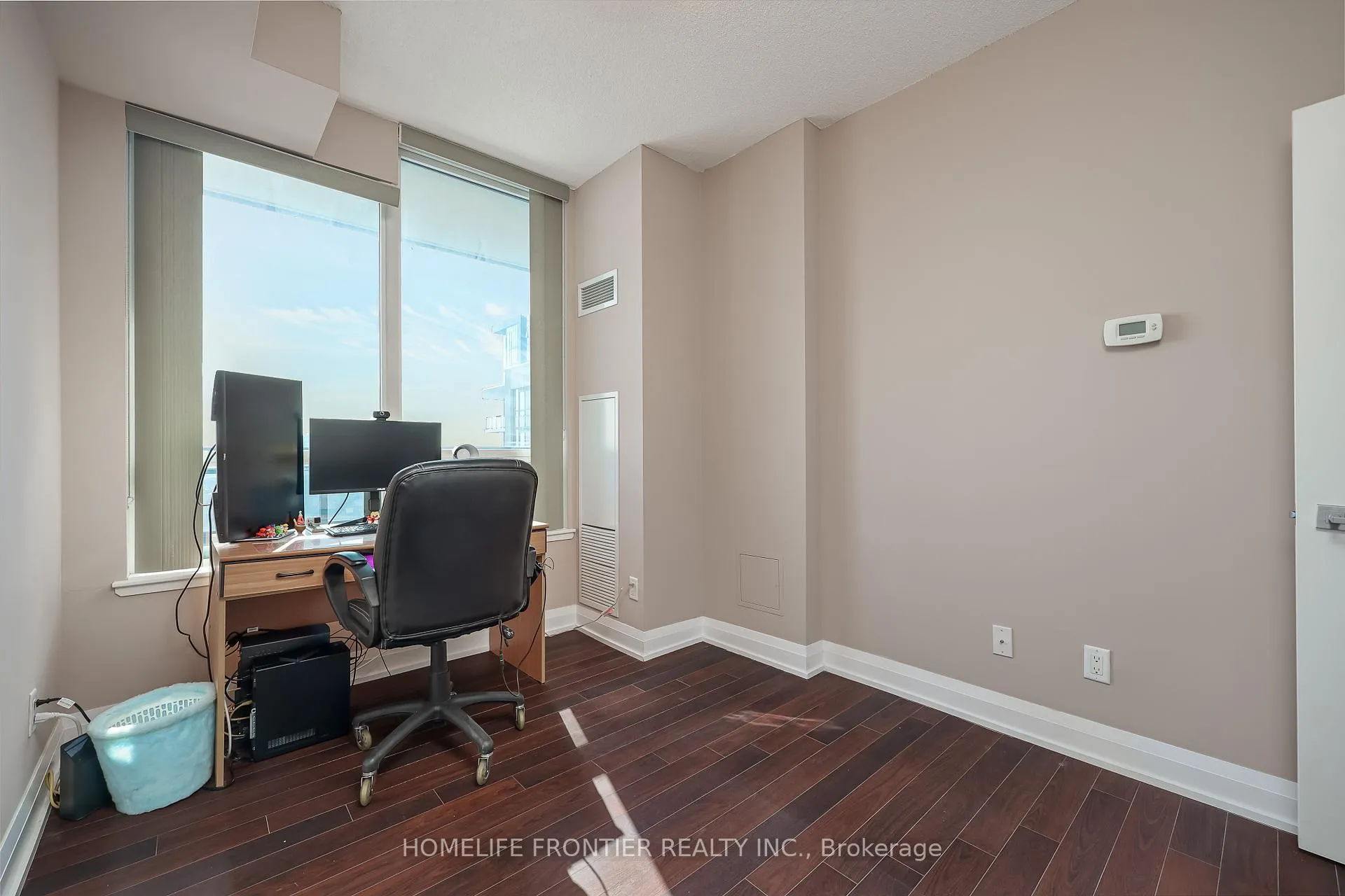 Photo 16 of Unit 1408, 75 North Park Road, Vaughan, Beverley Glen — HOMEH