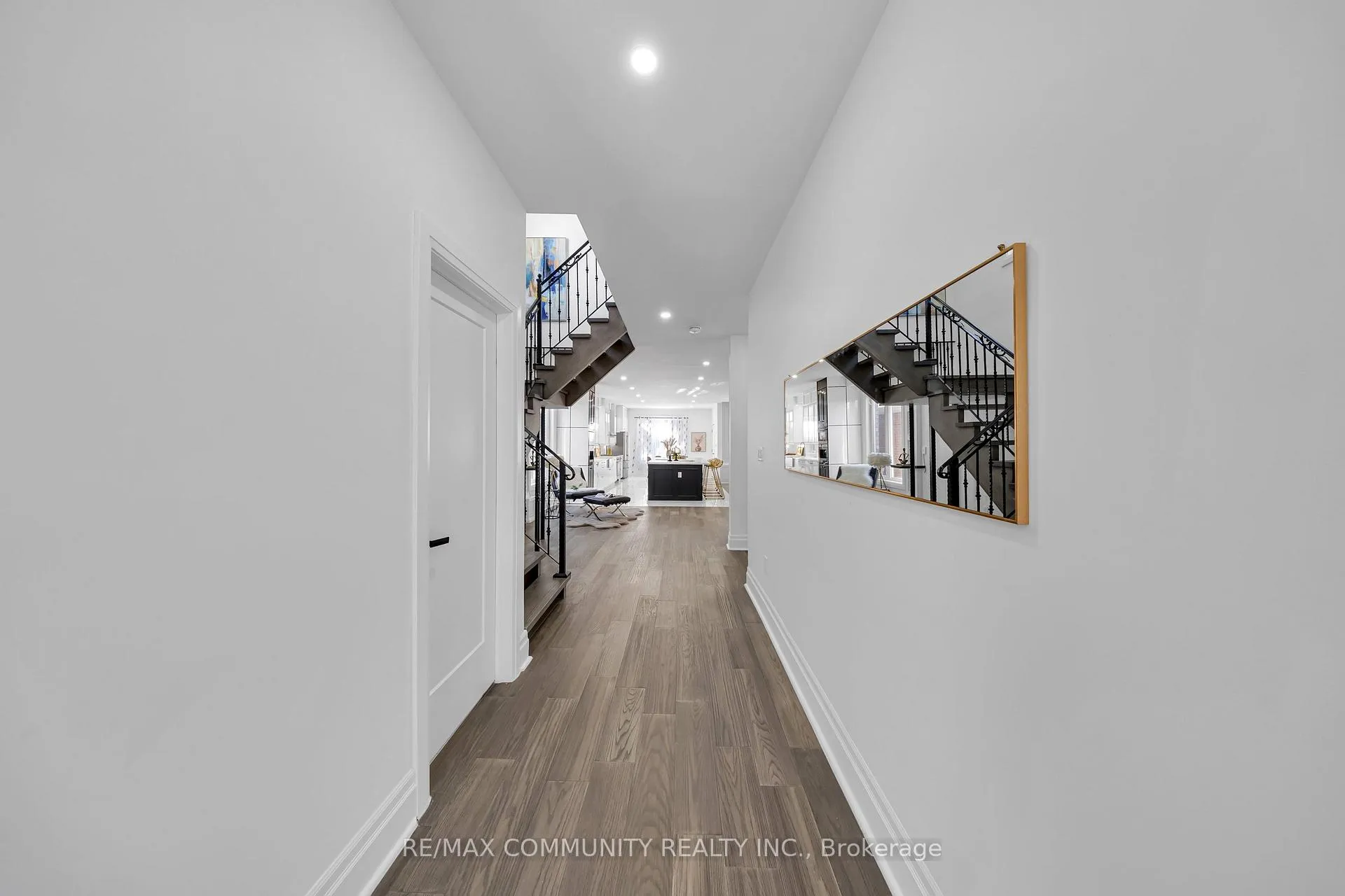Photo 7 of 645 Fraser Avenue, Oshawa, McLaughlin — HOMEH
