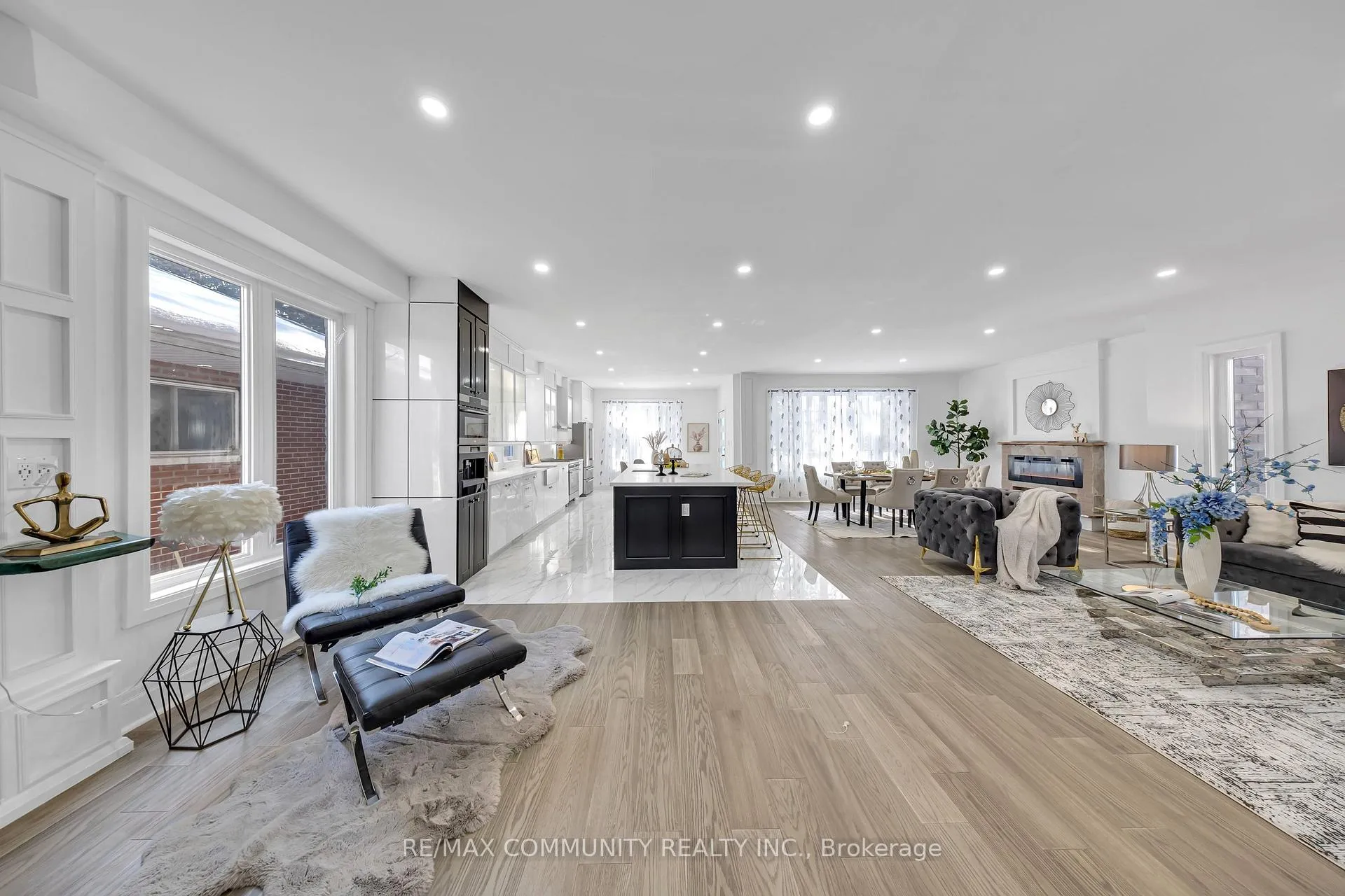 Photo 10 of 645 Fraser Avenue, Oshawa, McLaughlin — HOMEH