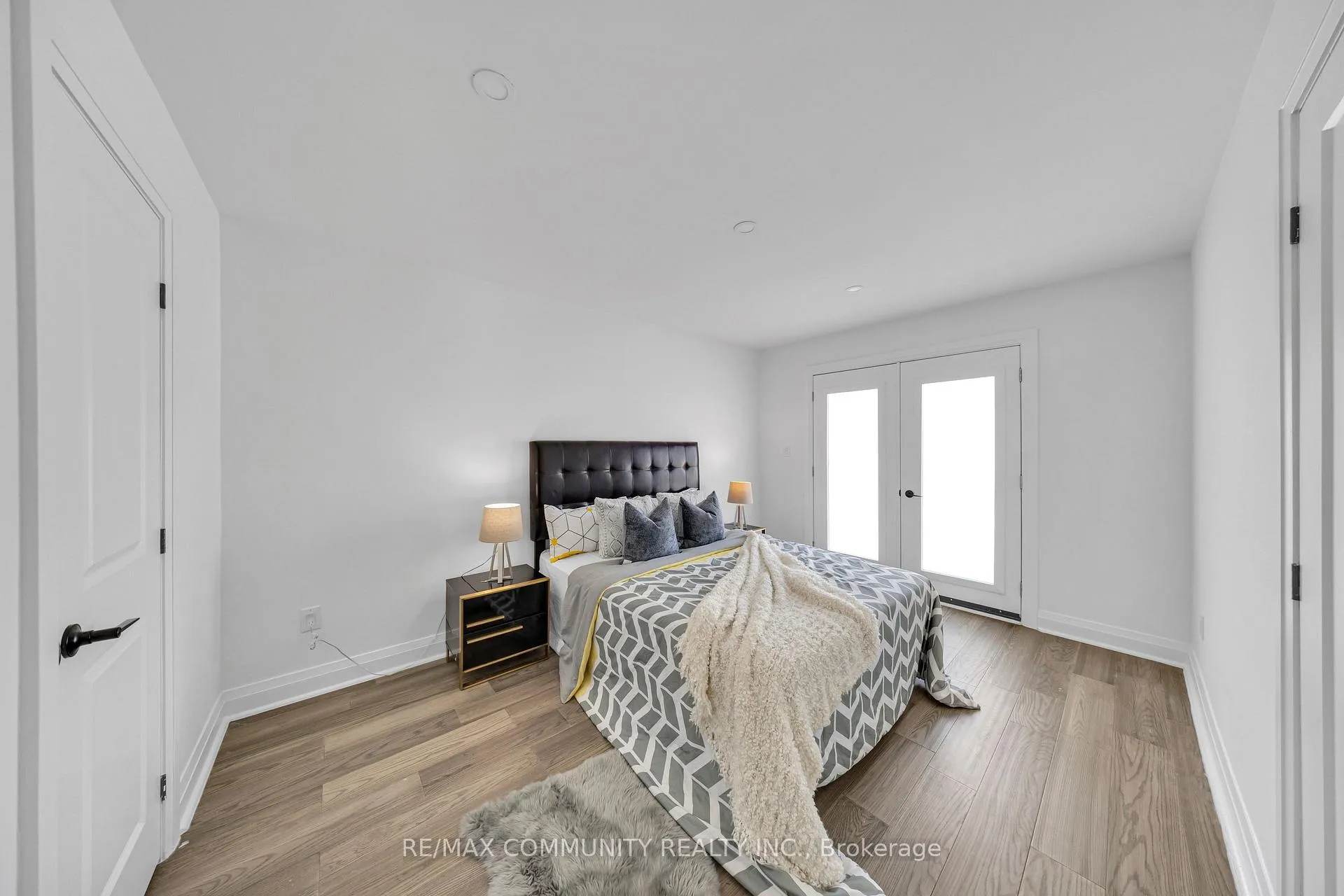 Photo 25 of 645 Fraser Avenue, Oshawa, McLaughlin — HOMEH