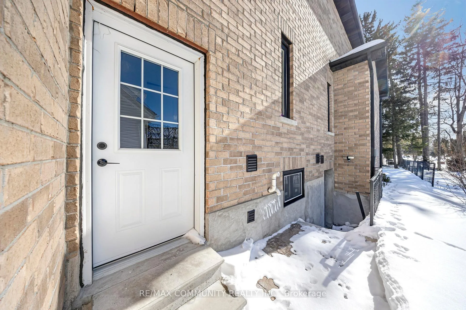 Photo 48 of 645 Fraser Avenue, Oshawa, McLaughlin — HOMEH