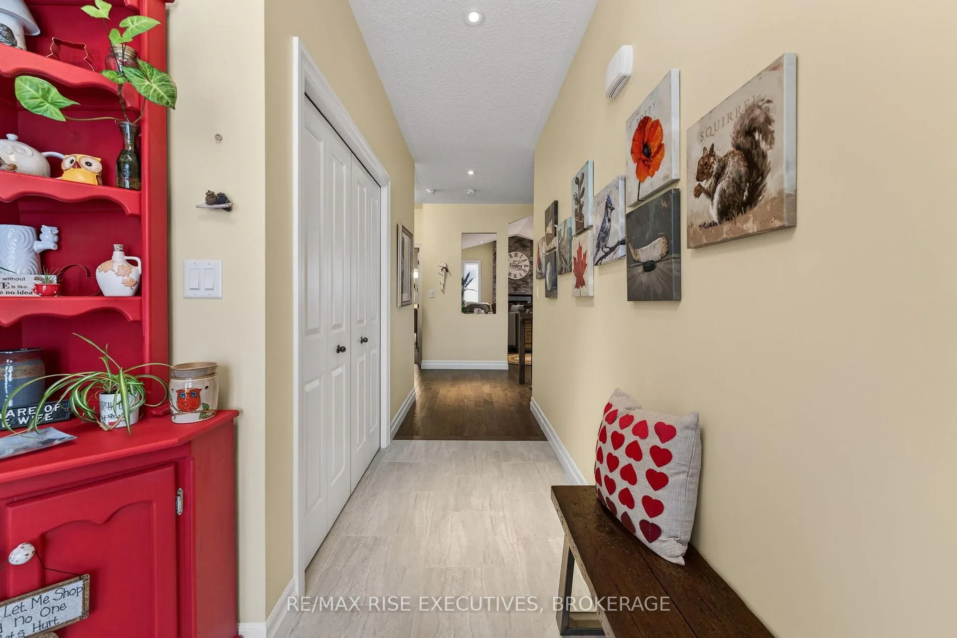 Photo 5 of 701 Stonehenge Street, Kingston, City Northwest — HOMEH