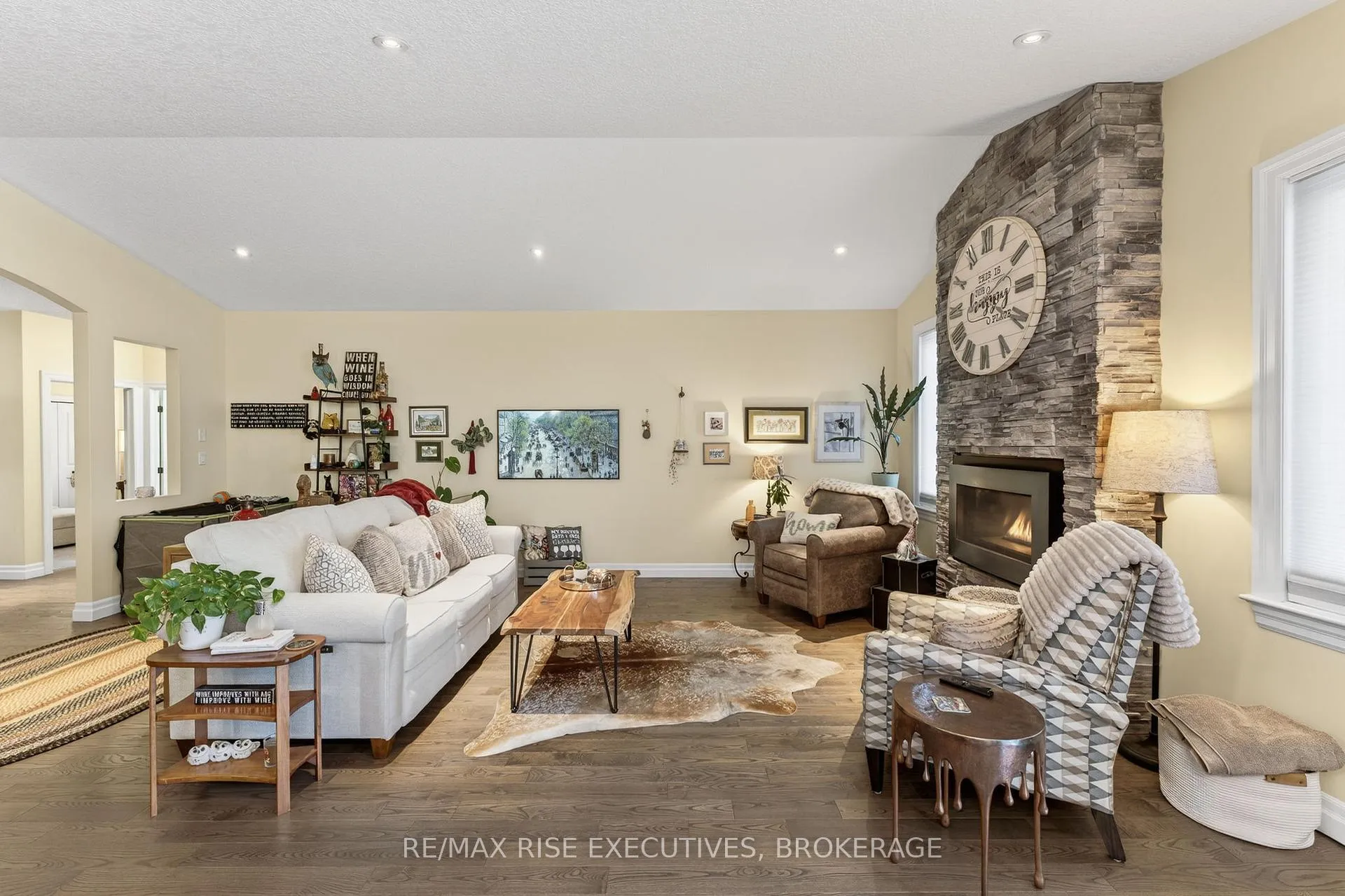 Photo 9 of 701 Stonehenge Street, Kingston, City Northwest — HOMEH