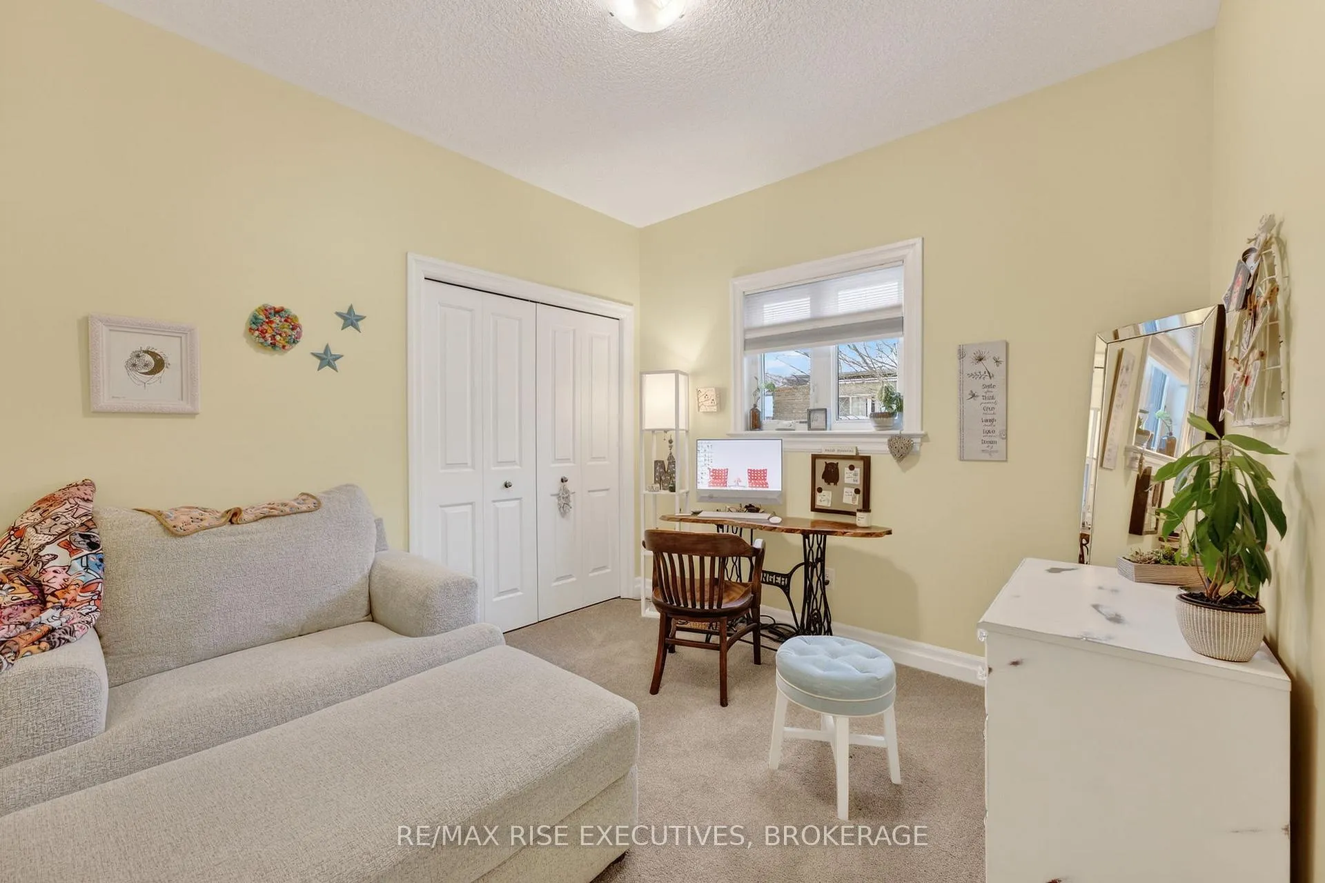 Photo 14 of 701 Stonehenge Street, Kingston, City Northwest — HOMEH