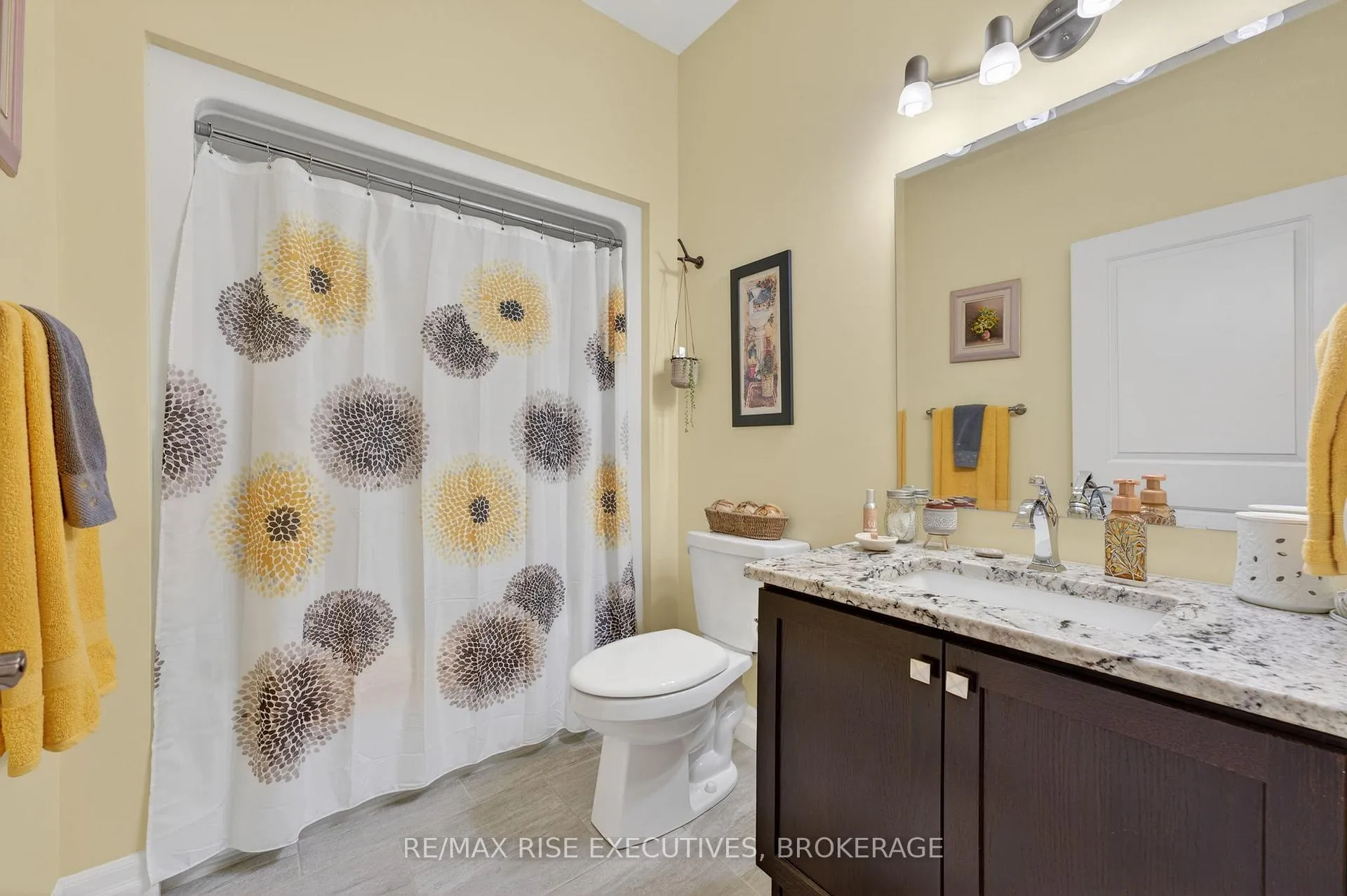 Photo 15 of 701 Stonehenge Street, Kingston, City Northwest — HOMEH