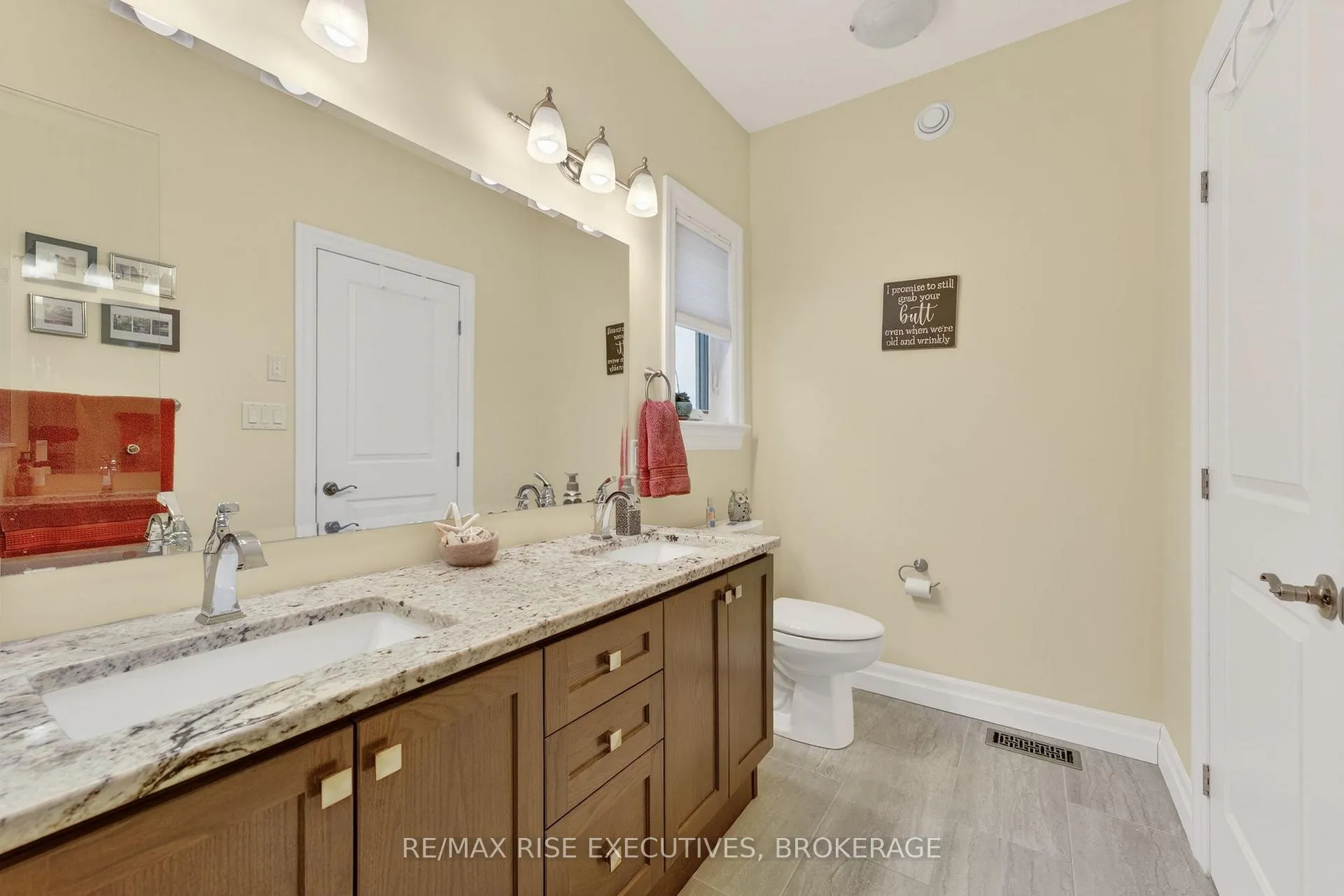 Photo 19 of 701 Stonehenge Street, Kingston, City Northwest — HOMEH