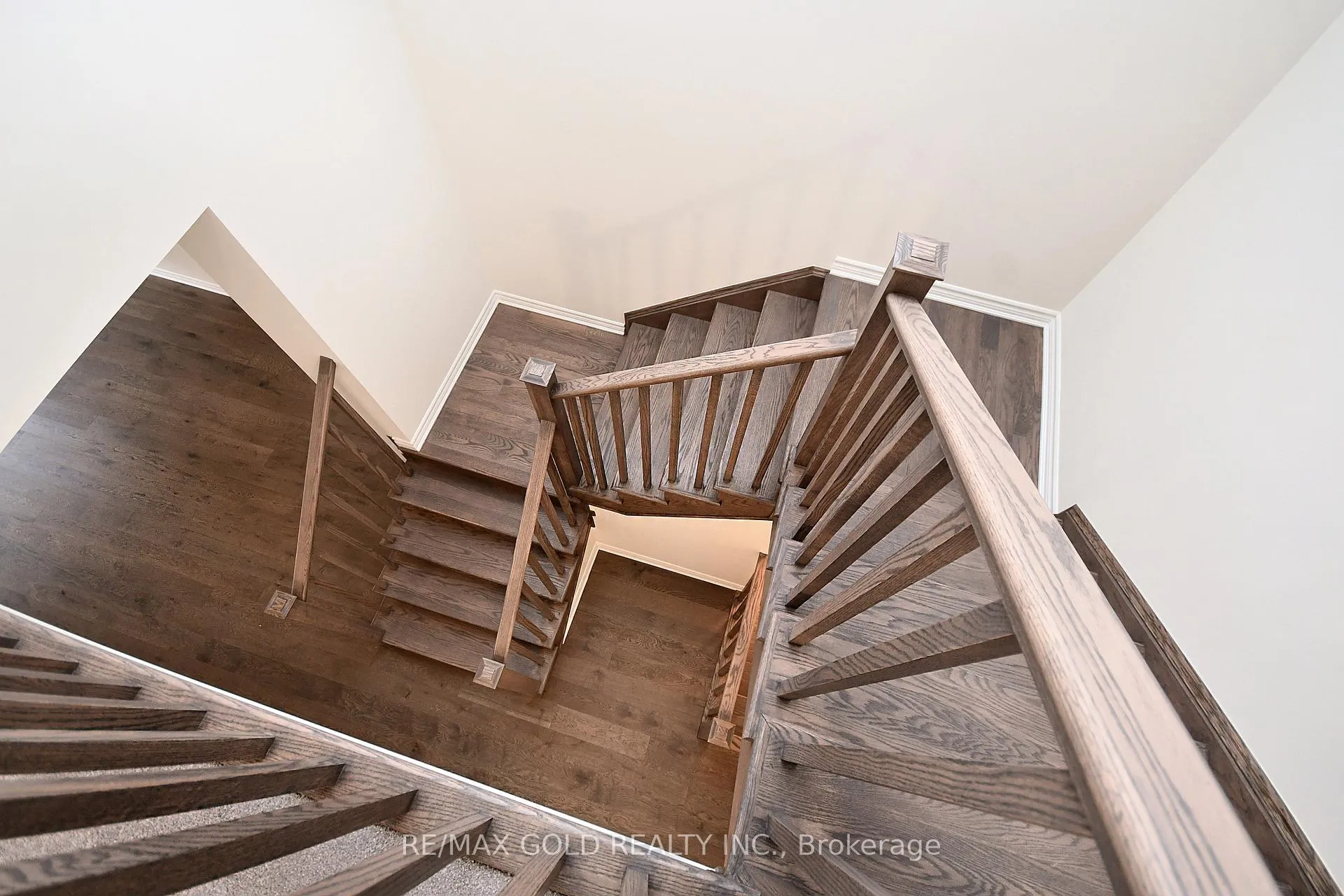 Photo 18 of 4 Salt Creek Terrace, Caledon, Rural Caledon — HOMEH
