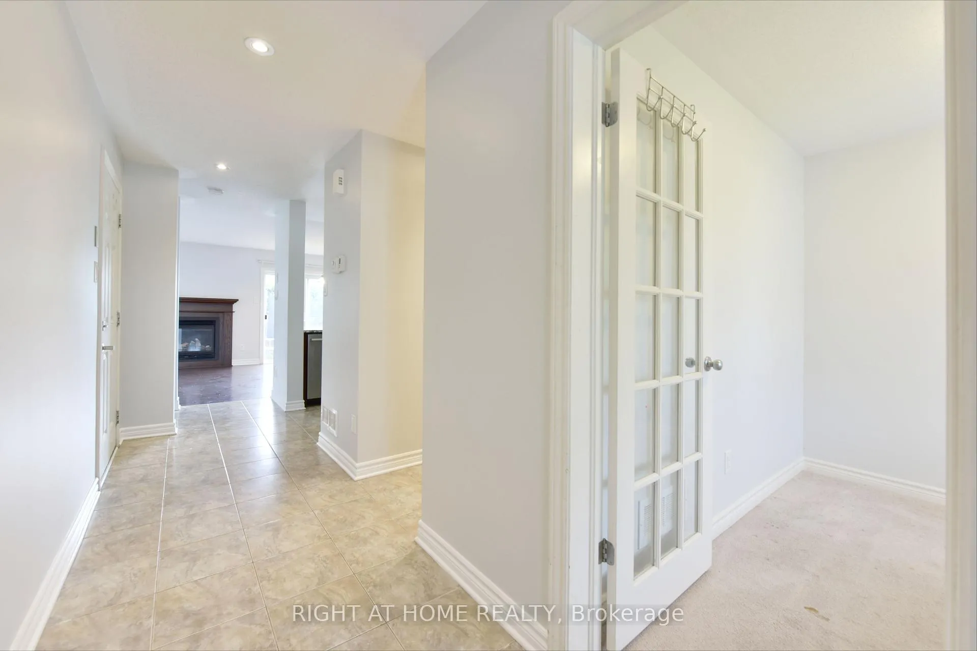 Photo 6 of 322 Brettonwood Ridge, Ottawa, Kanata - Kanata Lakes/Heritage Hills — HOMEH