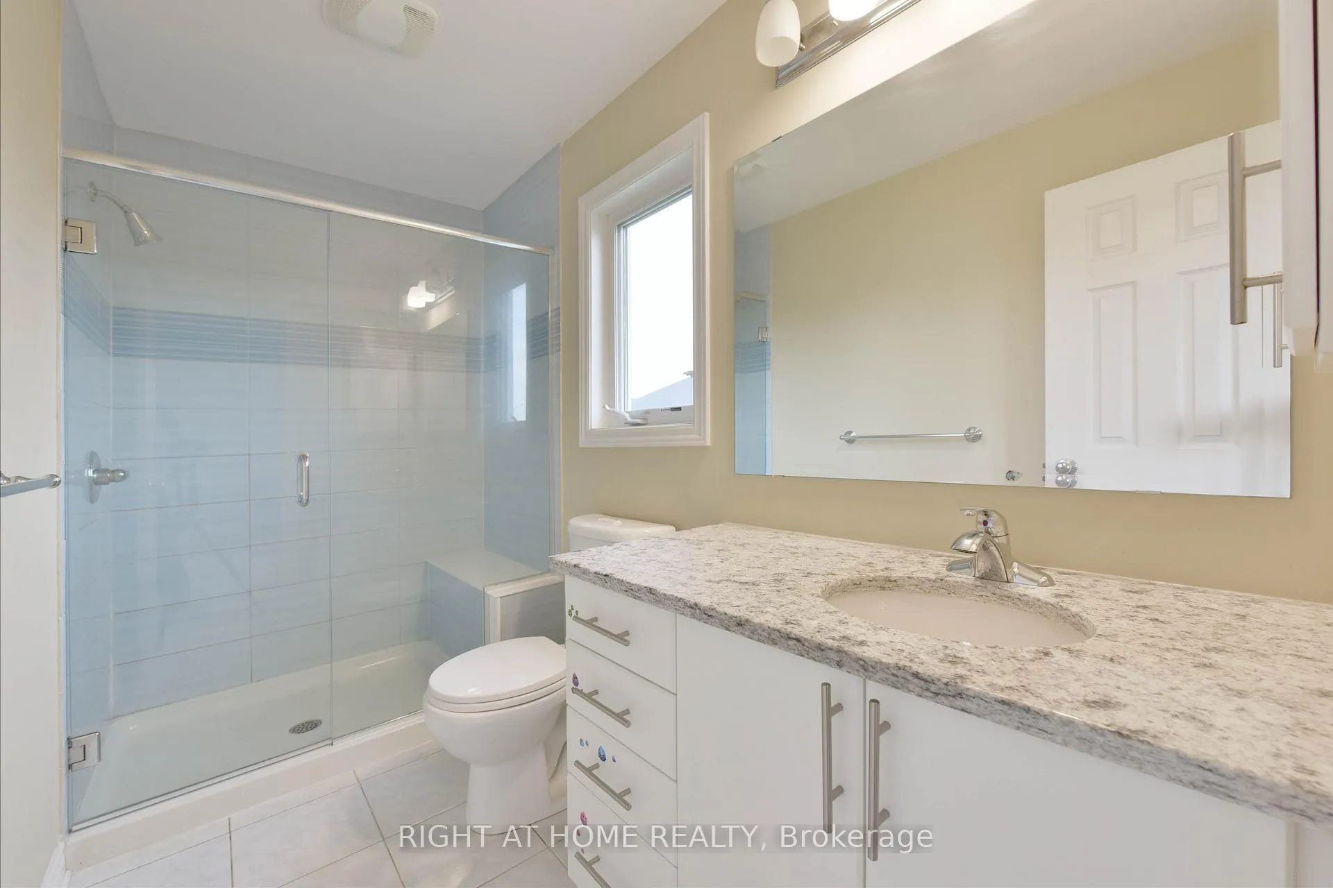 Photo 18 of 322 Brettonwood Ridge, Ottawa, Kanata - Kanata Lakes/Heritage Hills — HOMEH