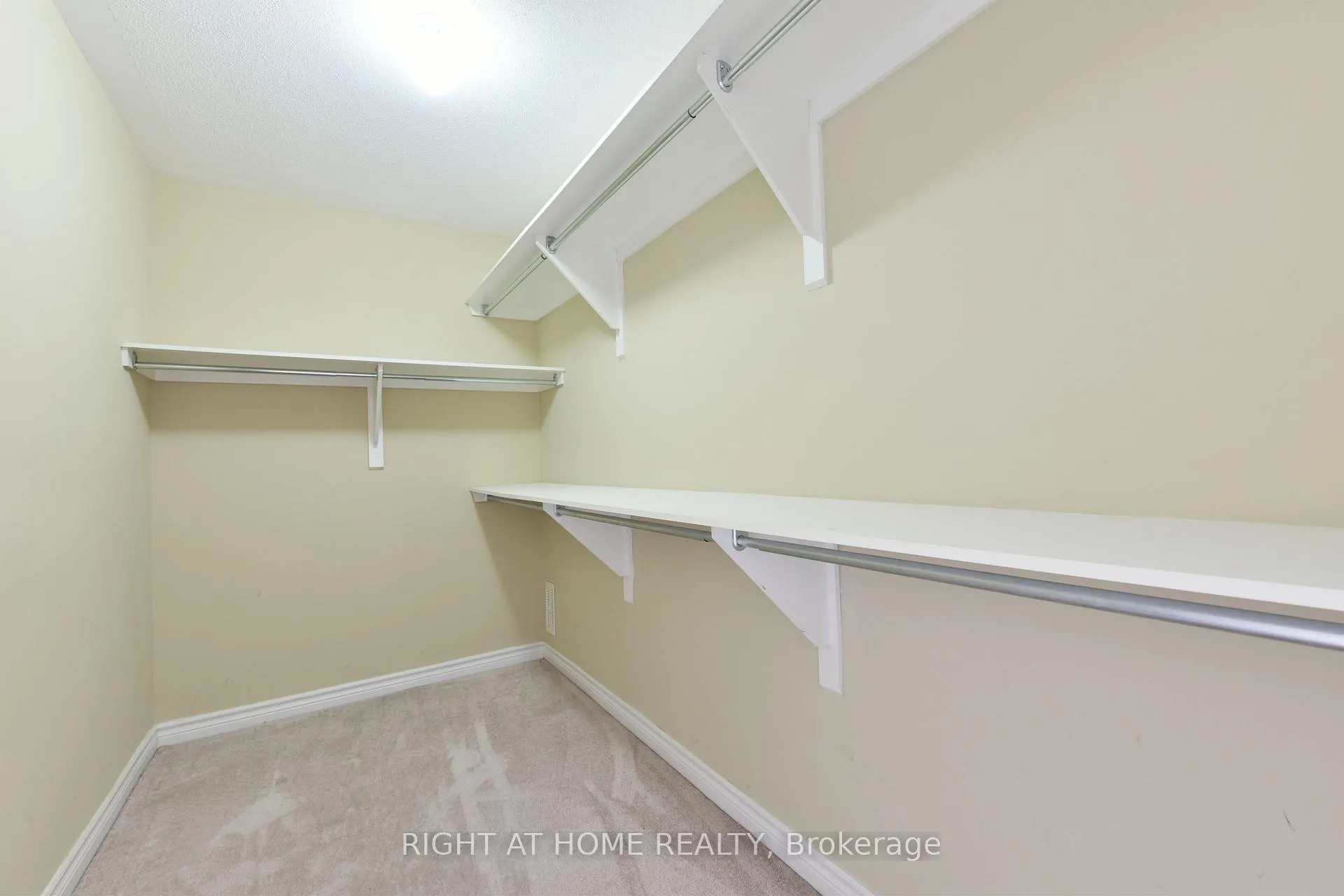 Photo 19 of 322 Brettonwood Ridge, Ottawa, Kanata - Kanata Lakes/Heritage Hills — HOMEH