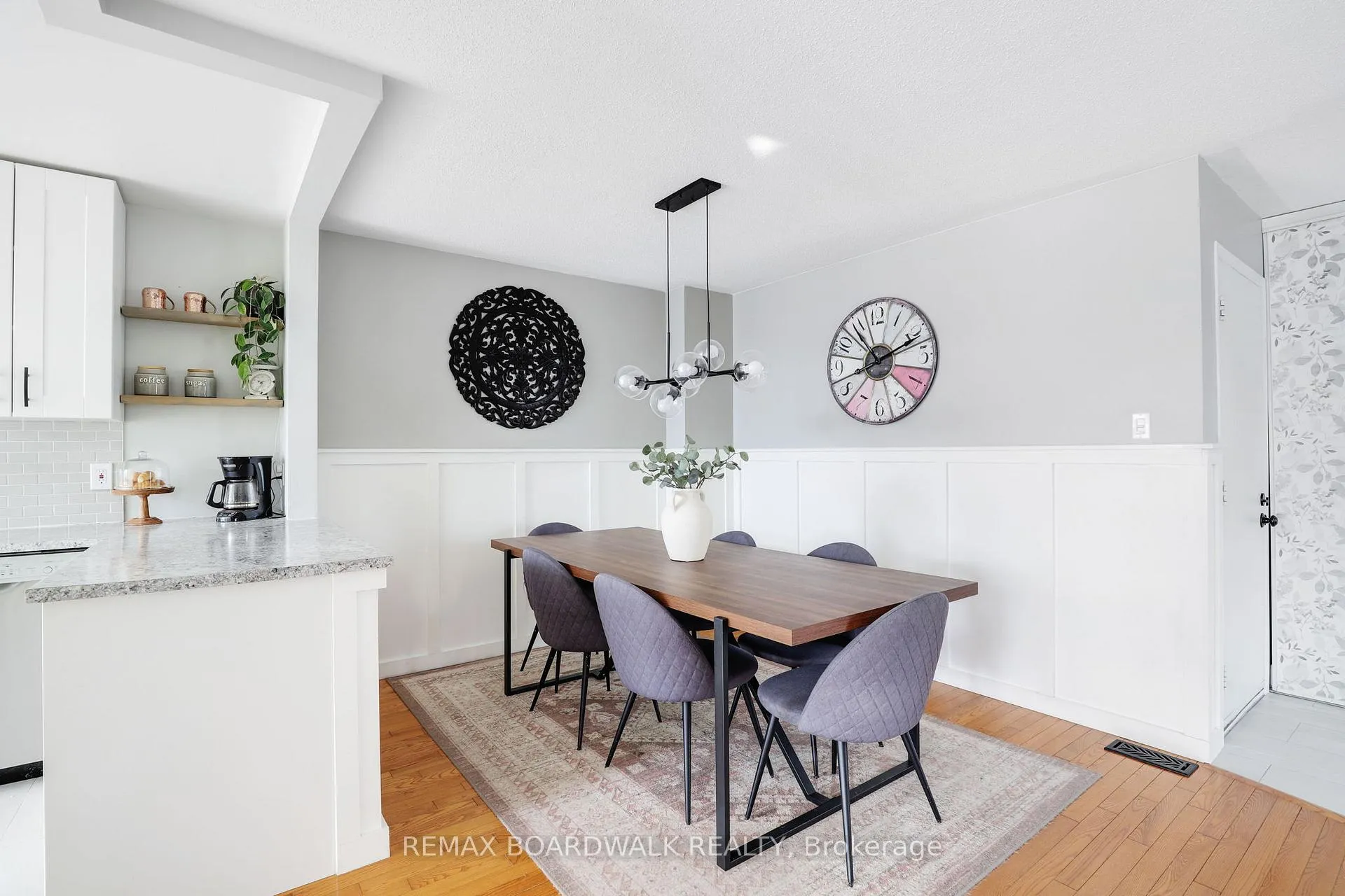 Photo 8 of 2094 Sunland Drive, Ottawa, Fallingbrook/Gardenway South — HOMEH