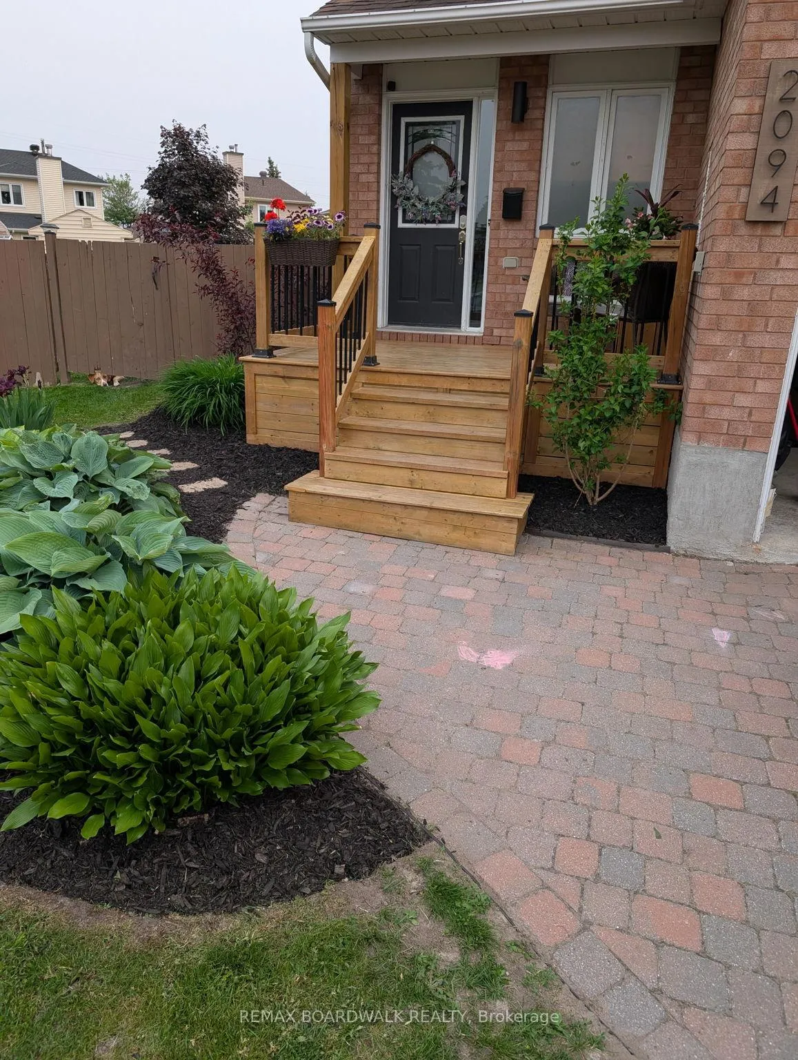 Photo 41 of 2094 Sunland Drive, Ottawa, Fallingbrook/Gardenway South — HOMEH