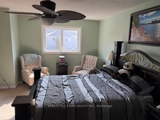 Photo 4 of 44 Toscana Drive, Whitby, Taunton North — HOMEH