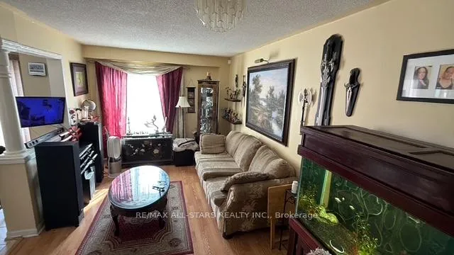 Photo 7 of 44 Toscana Drive, Whitby, Taunton North — HOMEH