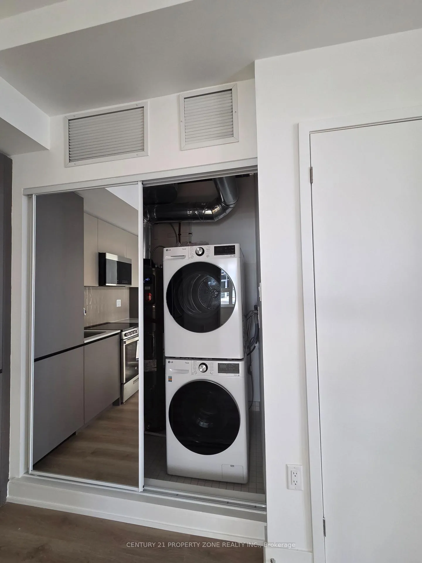 Photo 8 of Unit 120, 50 All Nations Drive, Brampton, Northwest Brampton — HOMEH
