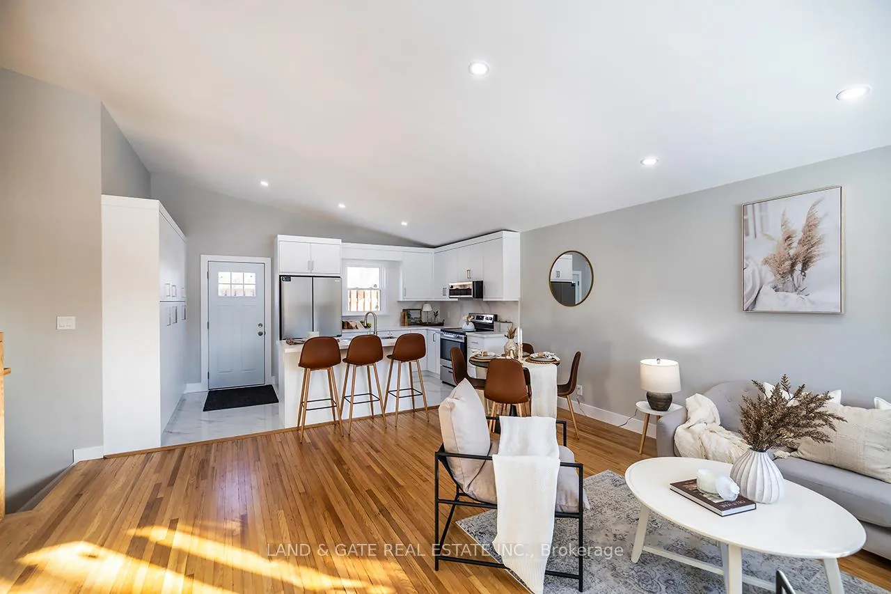 Photo 5 of 1377 Cedar Street, Oshawa, Lakeview — HOMEH