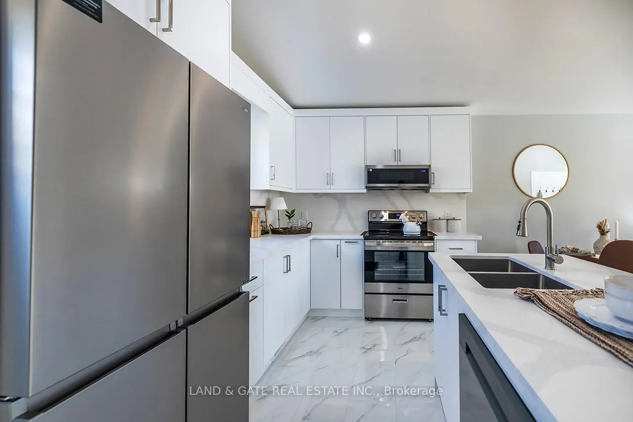 Photo 6 of 1377 Cedar Street, Oshawa, Lakeview — HOMEH