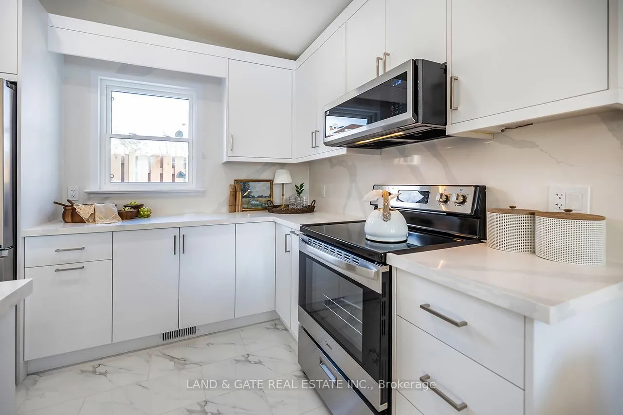 Photo 7 of 1377 Cedar Street, Oshawa, Lakeview — HOMEH