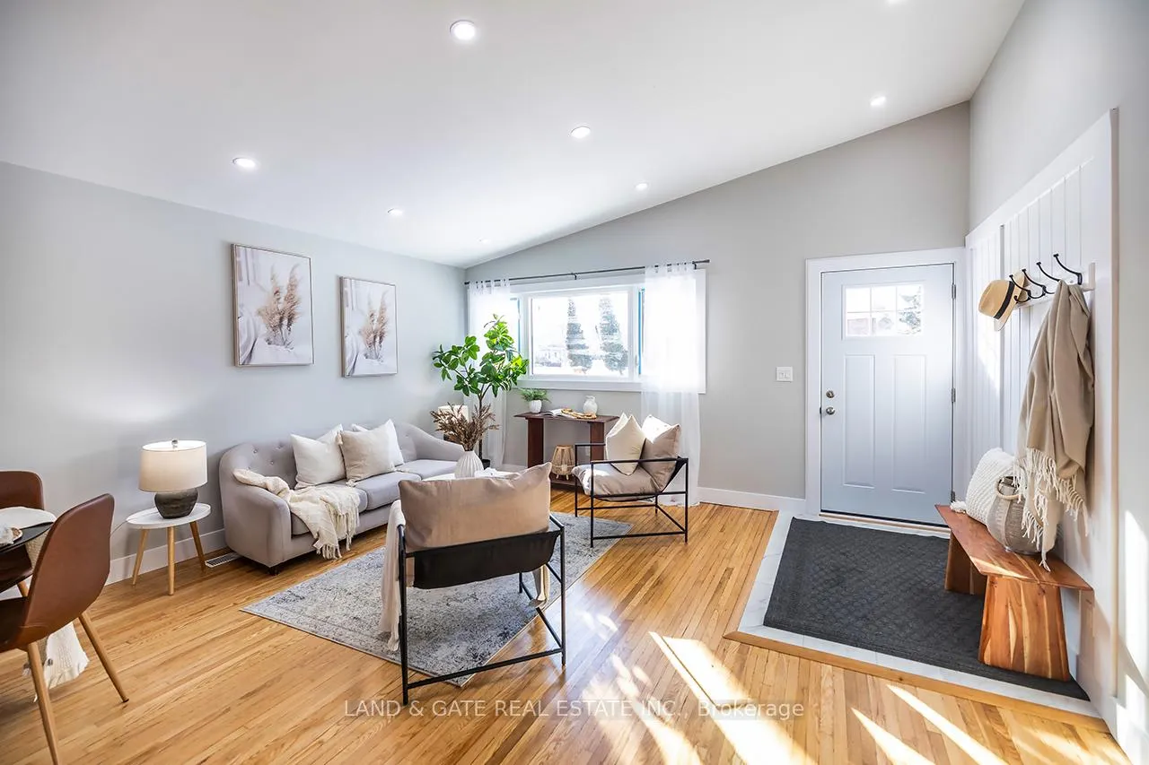 Photo 12 of 1377 Cedar Street, Oshawa, Lakeview — HOMEH