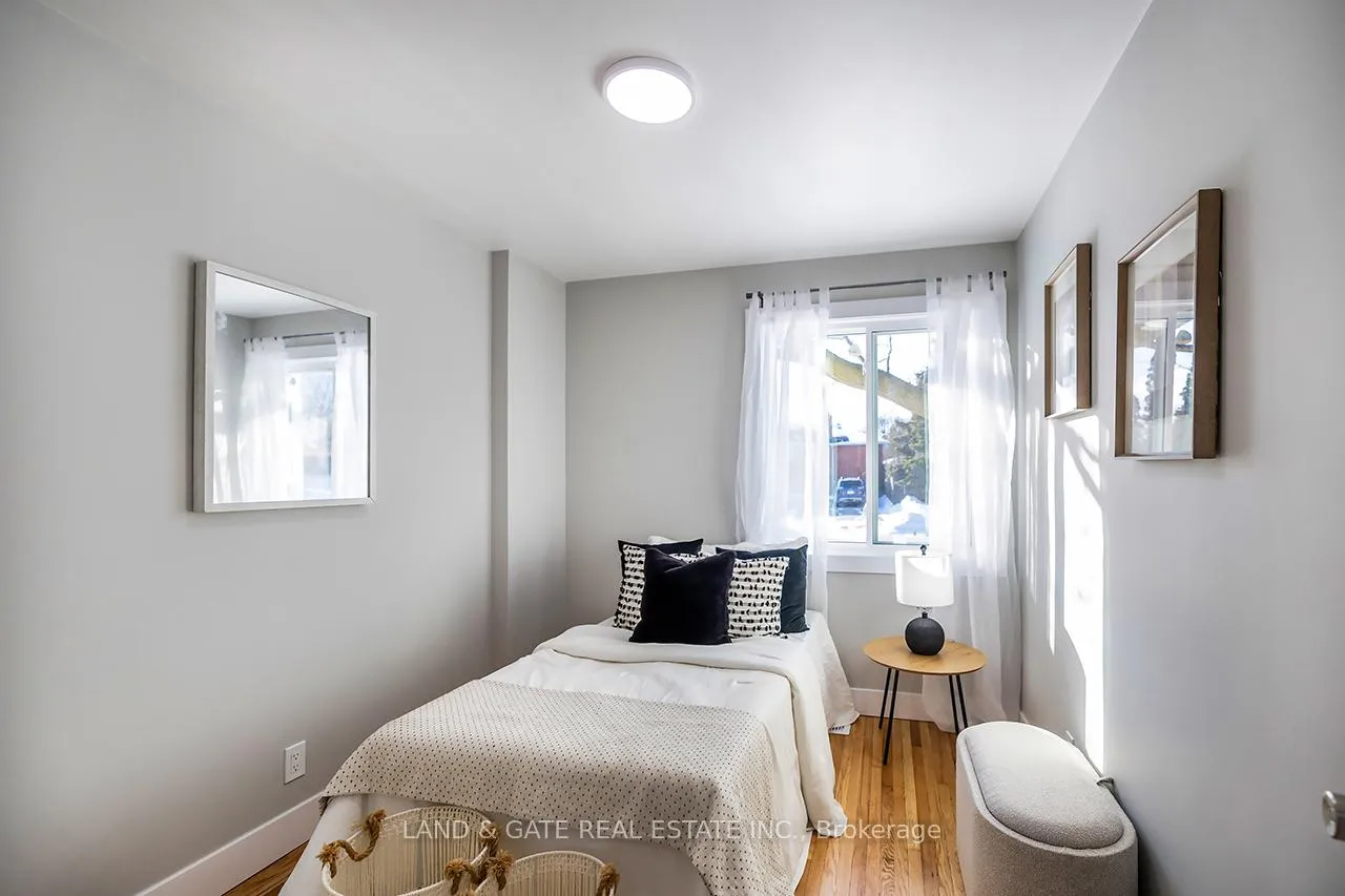 Photo 15 of 1377 Cedar Street, Oshawa, Lakeview — HOMEH