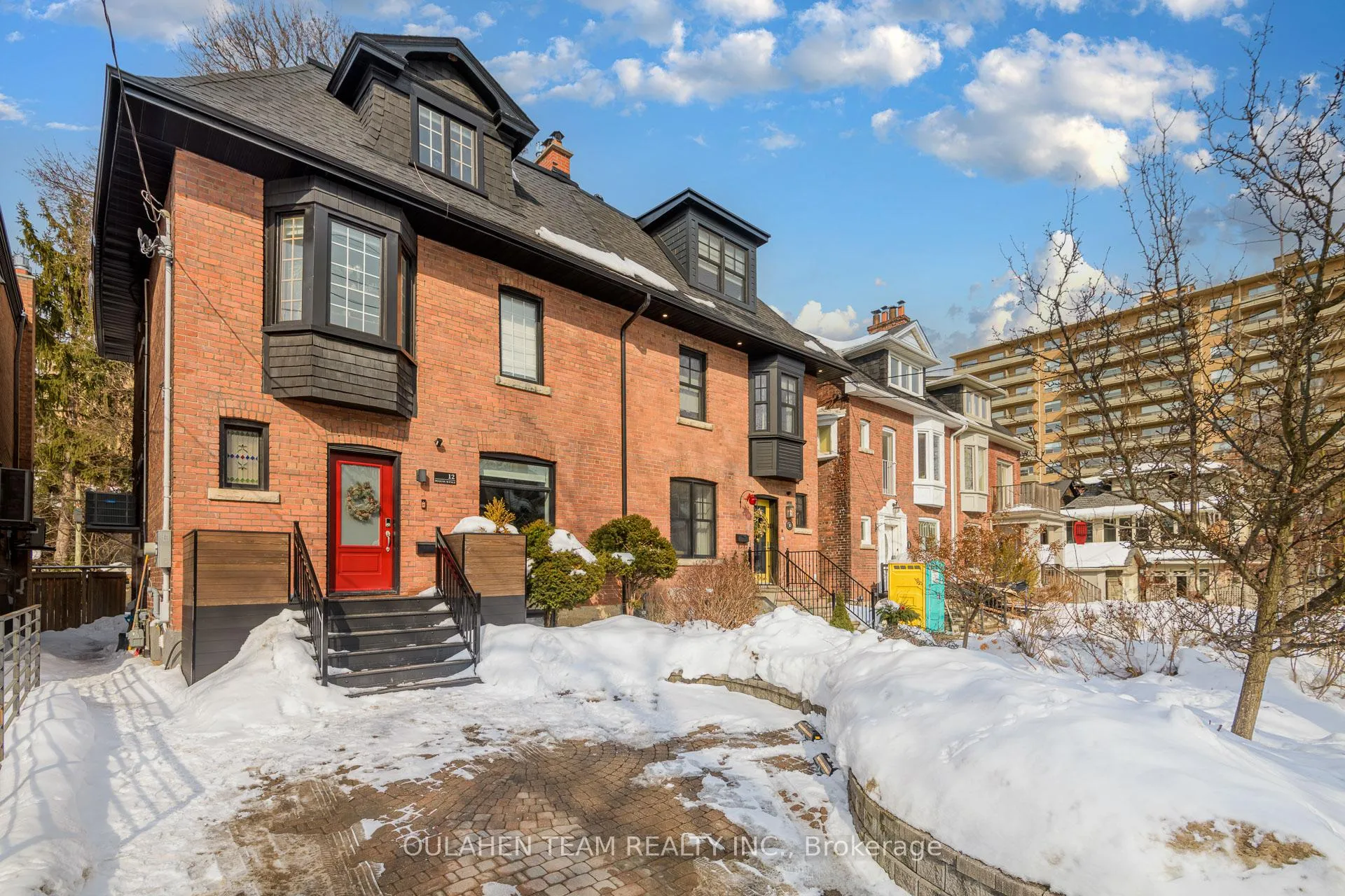 Photo 2 of 12 Duggan Avenue, Toronto, Yonge-St. Clair — HOMEH