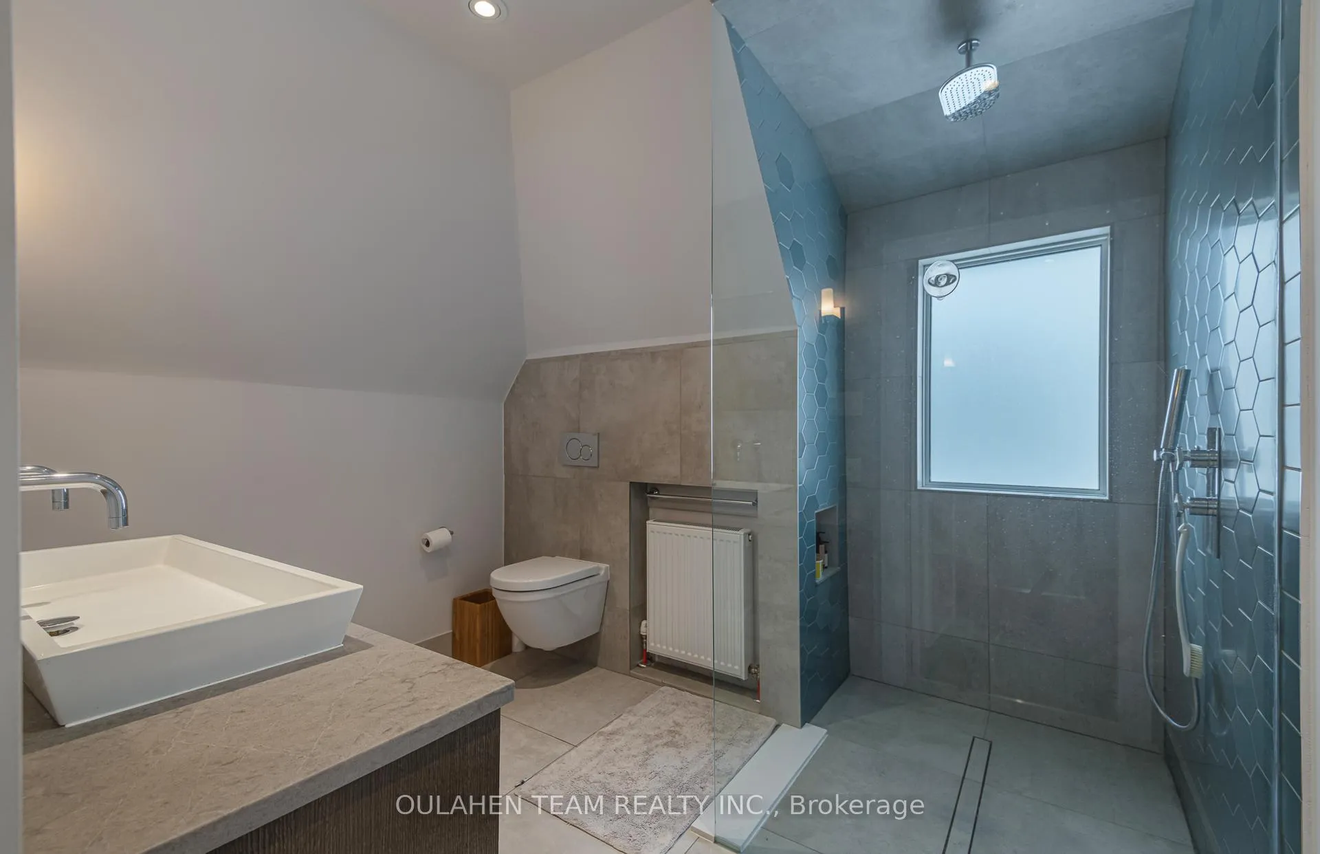 Photo 39 of 12 Duggan Avenue, Toronto, Yonge-St. Clair — HOMEH