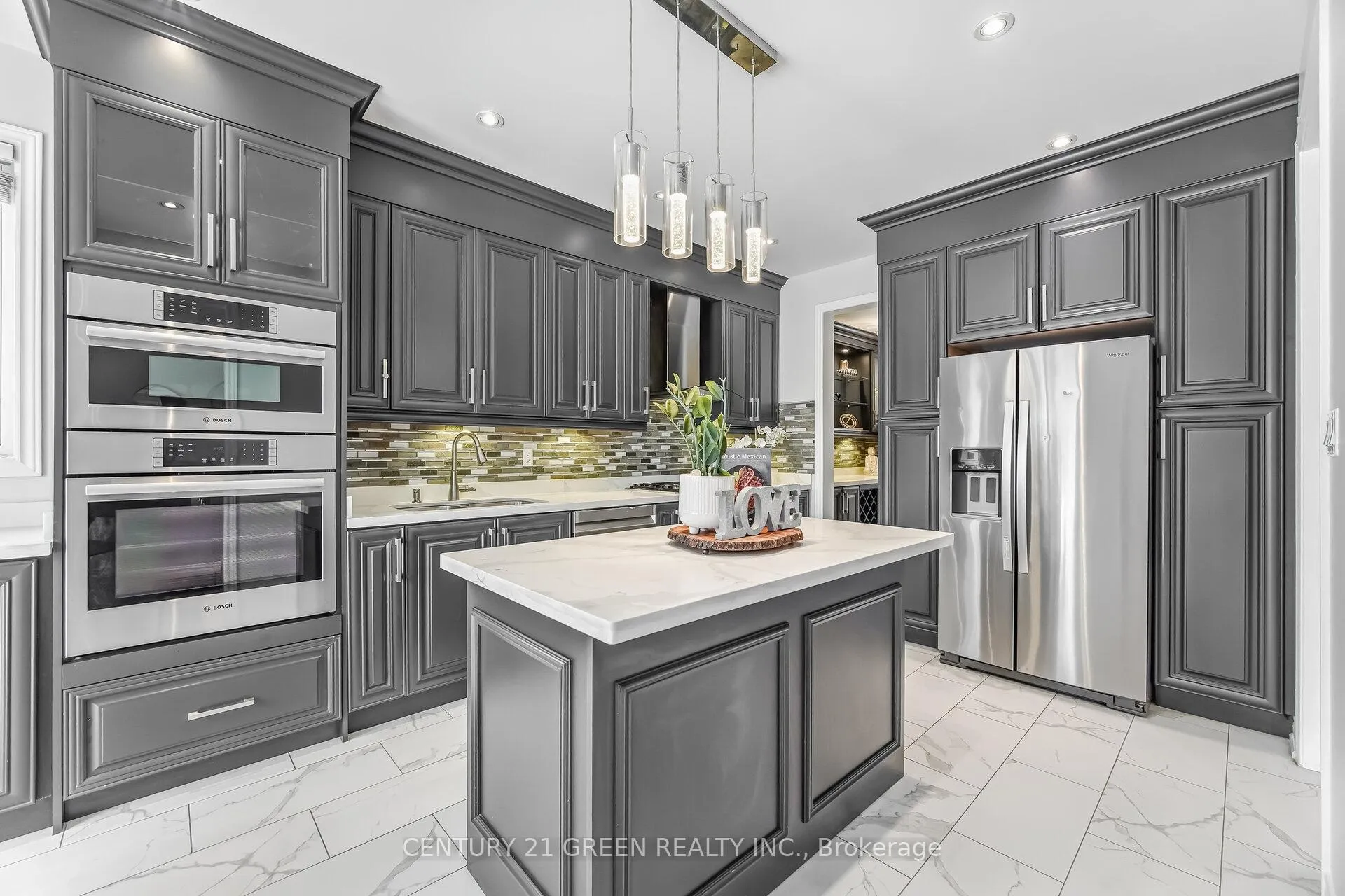 Photo 14 of 27 Outlook Terrace Drive, Markham, Greensborough — HOMEH