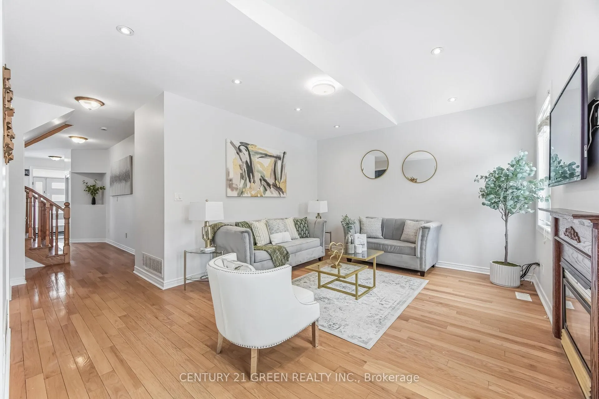 Photo 19 of 27 Outlook Terrace Drive, Markham, Greensborough — HOMEH