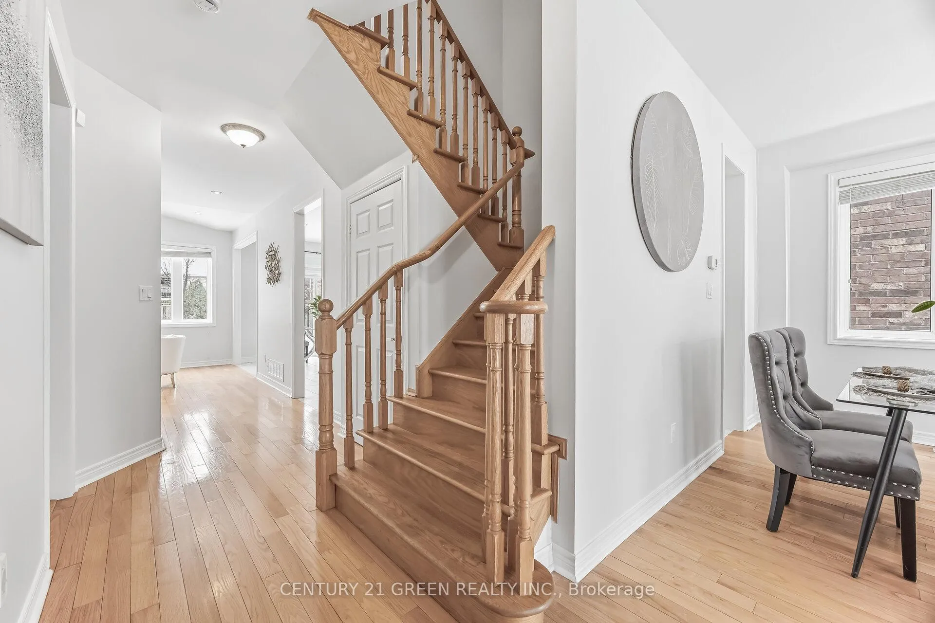 Photo 24 of 27 Outlook Terrace Drive, Markham, Greensborough — HOMEH