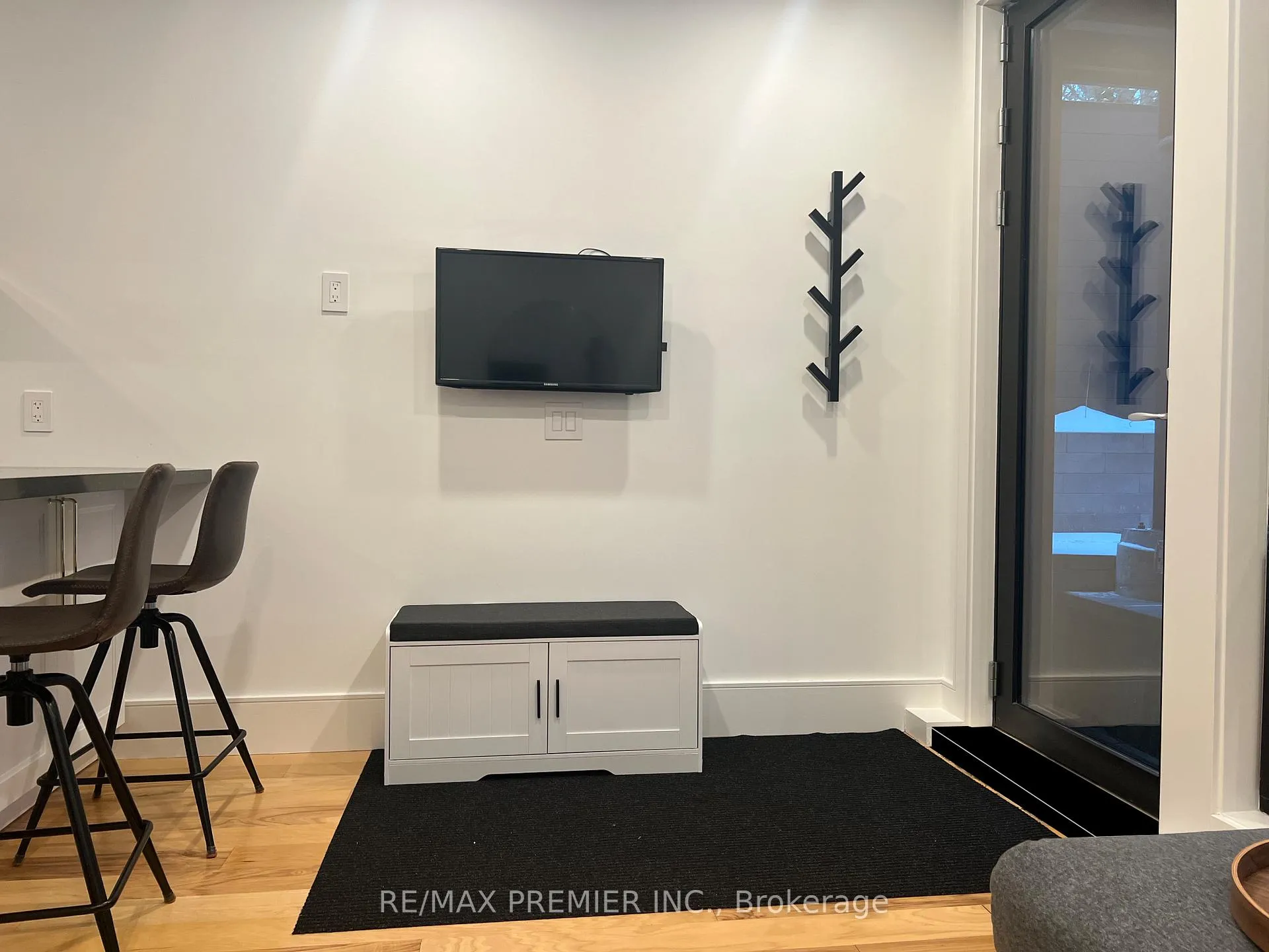 Photo 4 of Unit Basement, 7 Glen Eden Crescent, Toronto, O'Connor-Parkview — HOMEH