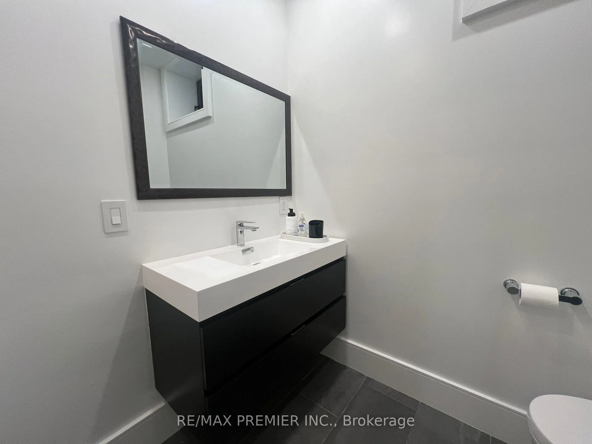 Photo 9 of Unit Basement, 7 Glen Eden Crescent, Toronto, O'Connor-Parkview — HOMEH