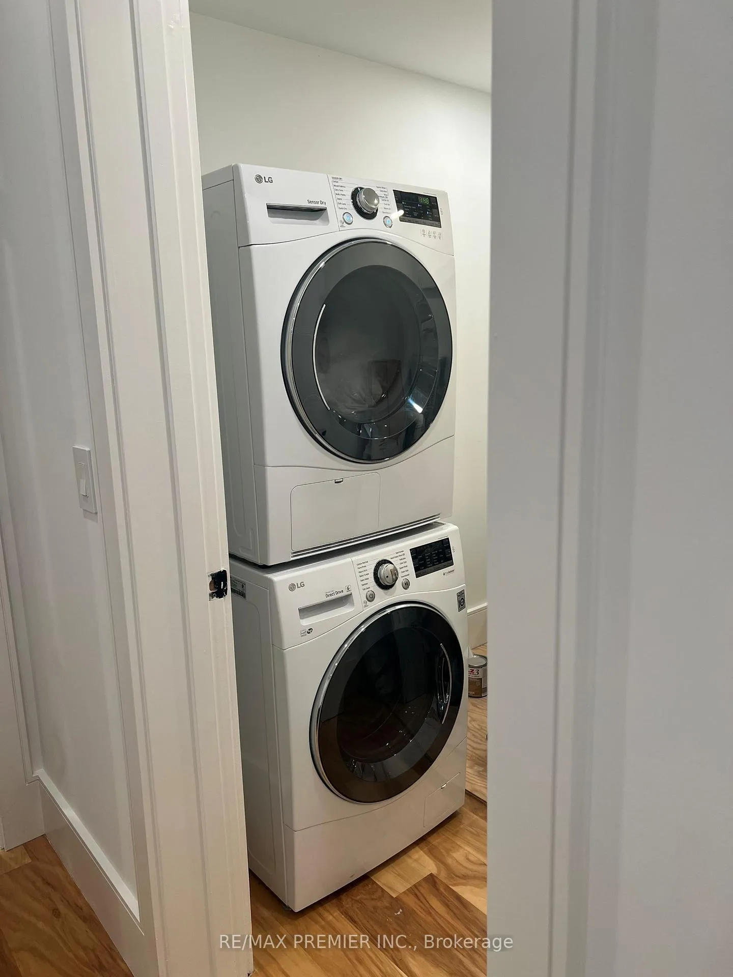 Photo 10 of Unit Basement, 7 Glen Eden Crescent, Toronto, O'Connor-Parkview — HOMEH