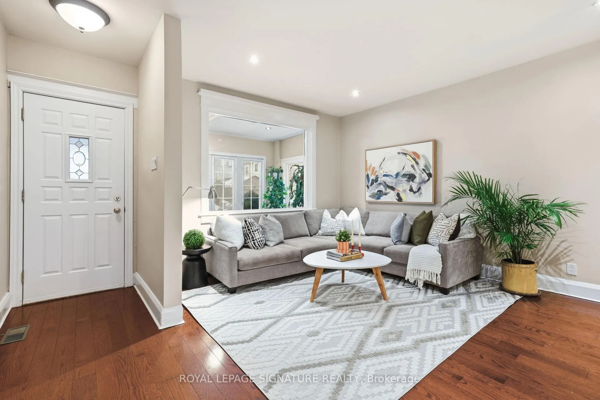 Photo 1 of 162 Kingsmount Park Road, Toronto, Woodbine Corridor — HOMEH