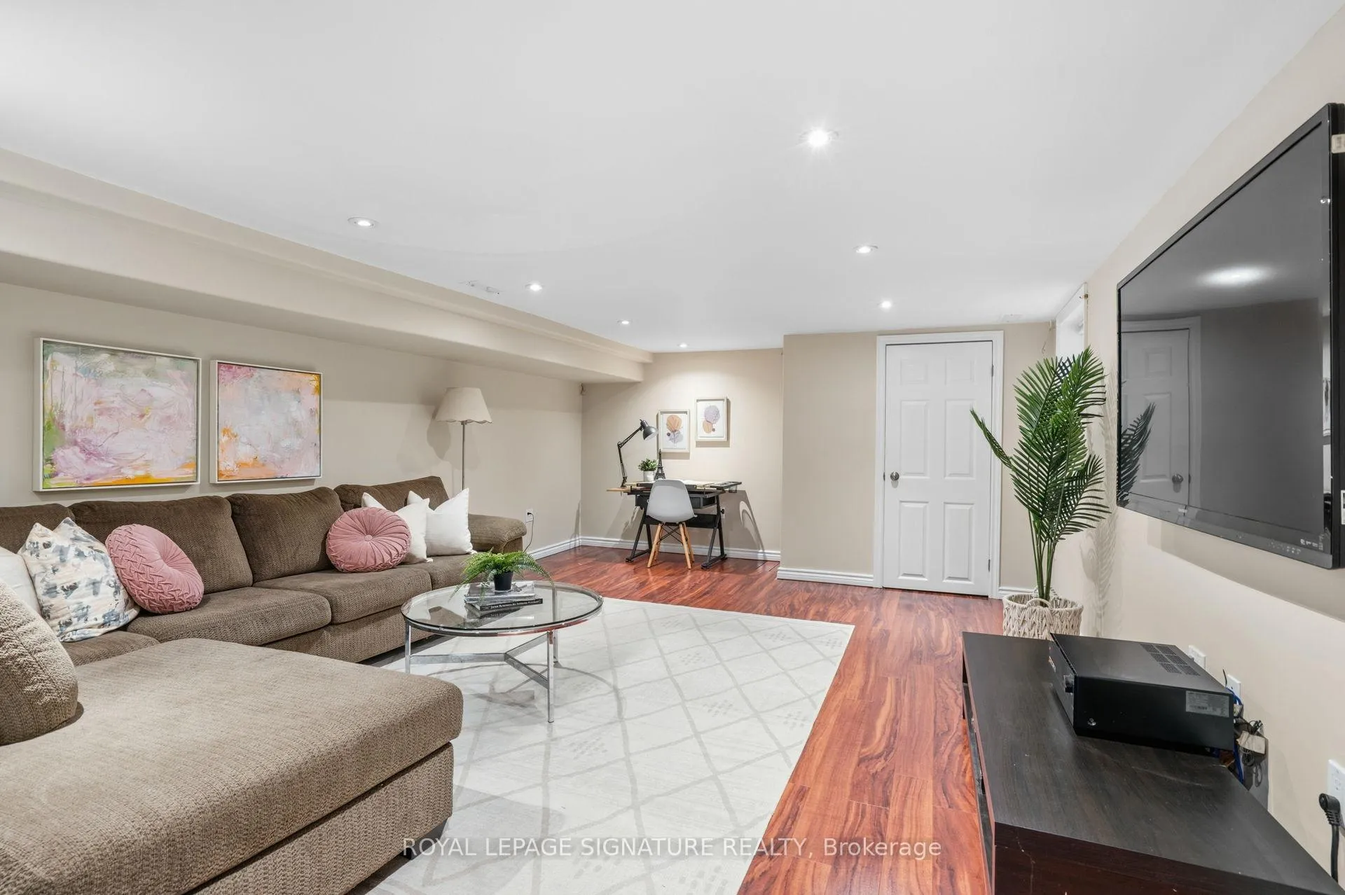Photo 24 of 162 Kingsmount Park Road, Toronto, Woodbine Corridor — HOMEH