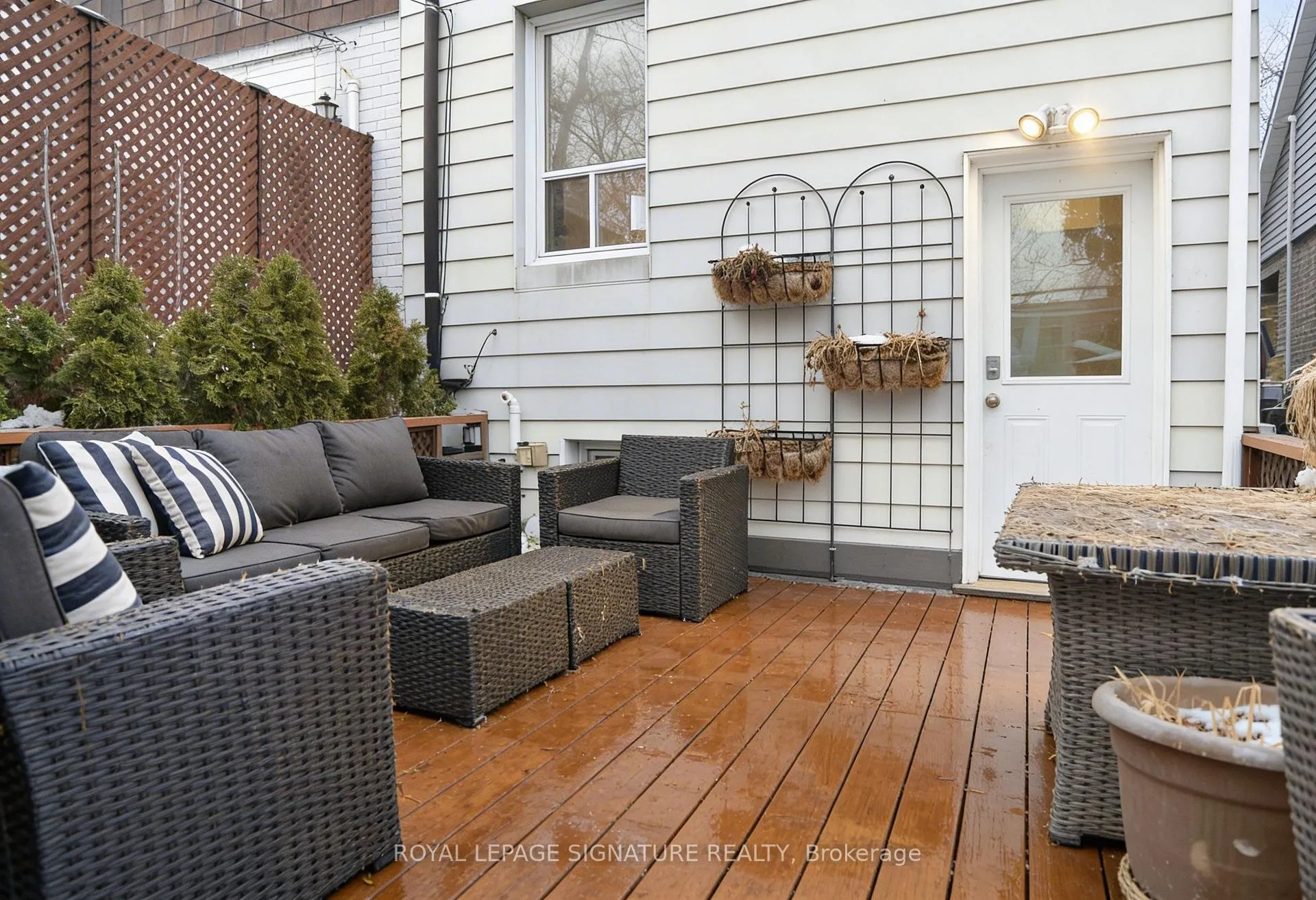 Photo 32 of 162 Kingsmount Park Road, Toronto, Woodbine Corridor — HOMEH