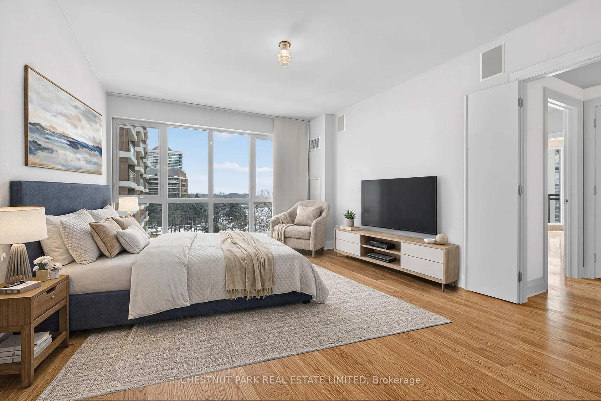 Photo 8 of Unit 604, 40 Rosehill Avenue, Toronto, Rosedale-Moore Park — HOMEH