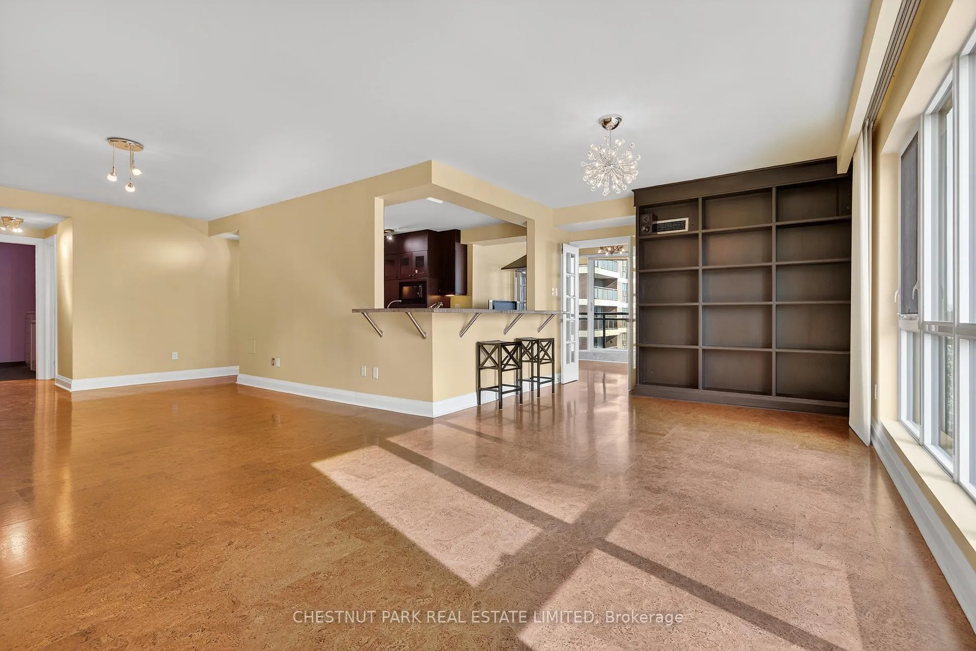 Photo 12 of Unit 604, 40 Rosehill Avenue, Toronto, Rosedale-Moore Park — HOMEH