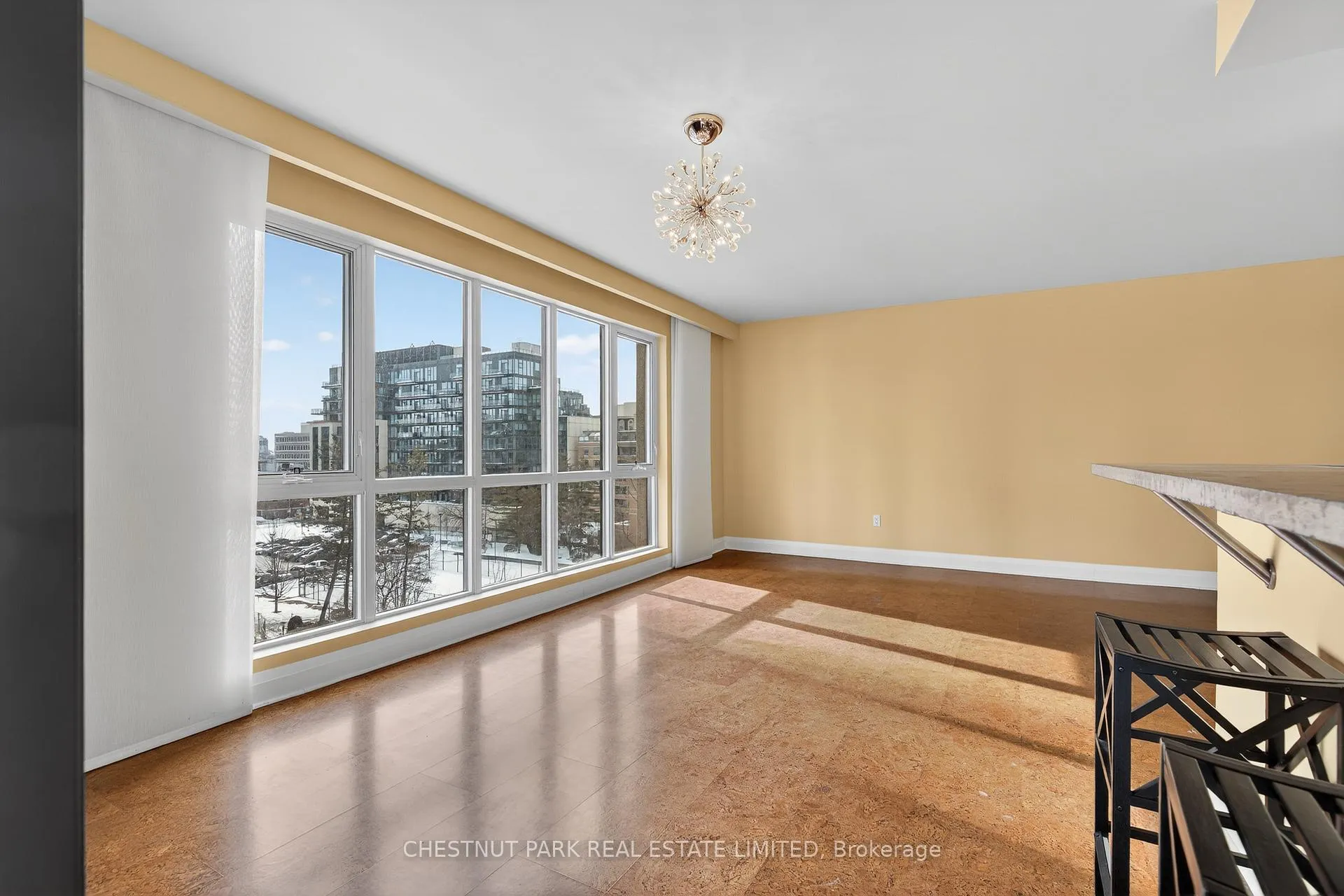 Photo 13 of Unit 604, 40 Rosehill Avenue, Toronto, Rosedale-Moore Park — HOMEH