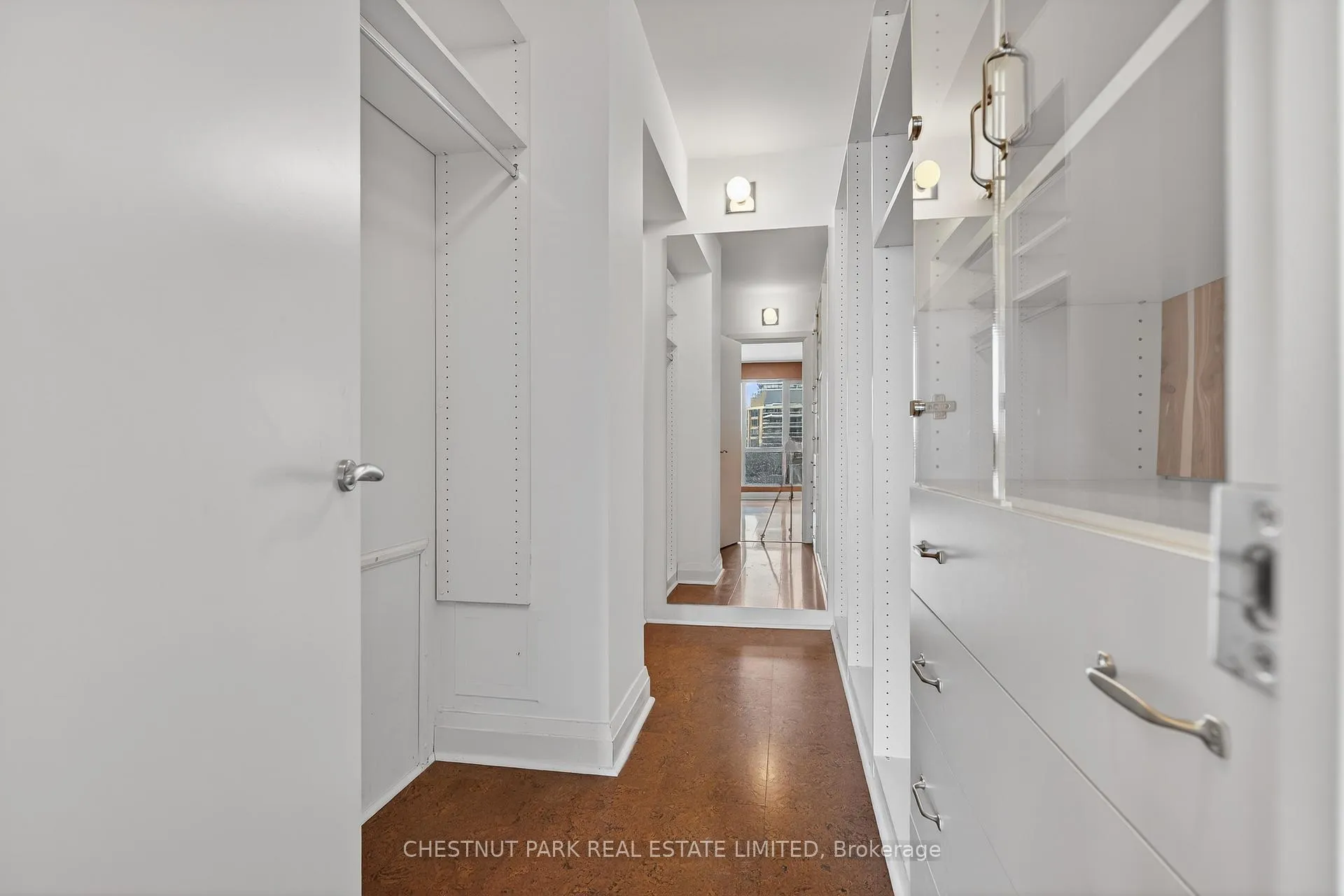 Photo 21 of Unit 604, 40 Rosehill Avenue, Toronto, Rosedale-Moore Park — HOMEH