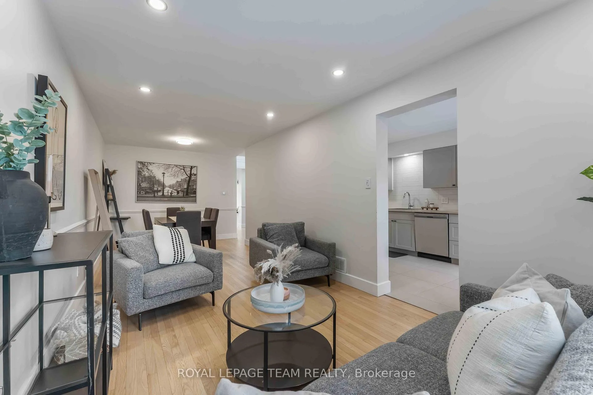 Photo 9 of 57 Redpath Drive, Ottawa, Barrhaven East — HOMEH