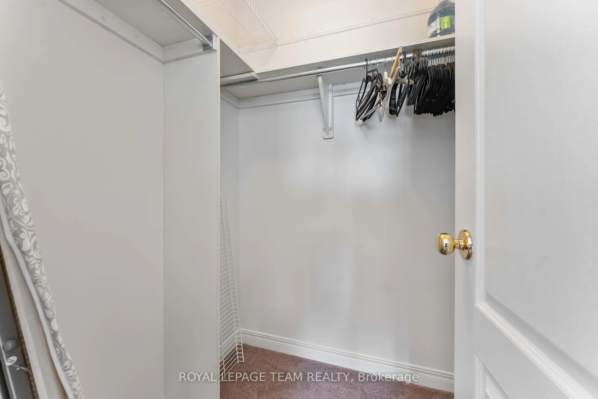 Photo 19 of 57 Redpath Drive, Ottawa, Barrhaven East — HOMEH