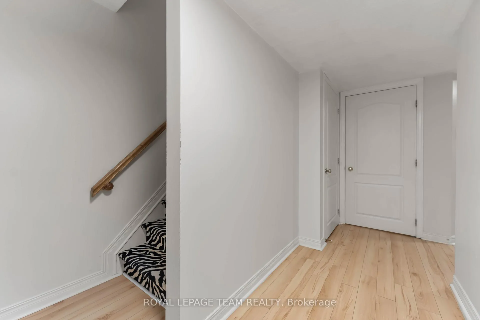Photo 33 of 57 Redpath Drive, Ottawa, Barrhaven East — HOMEH