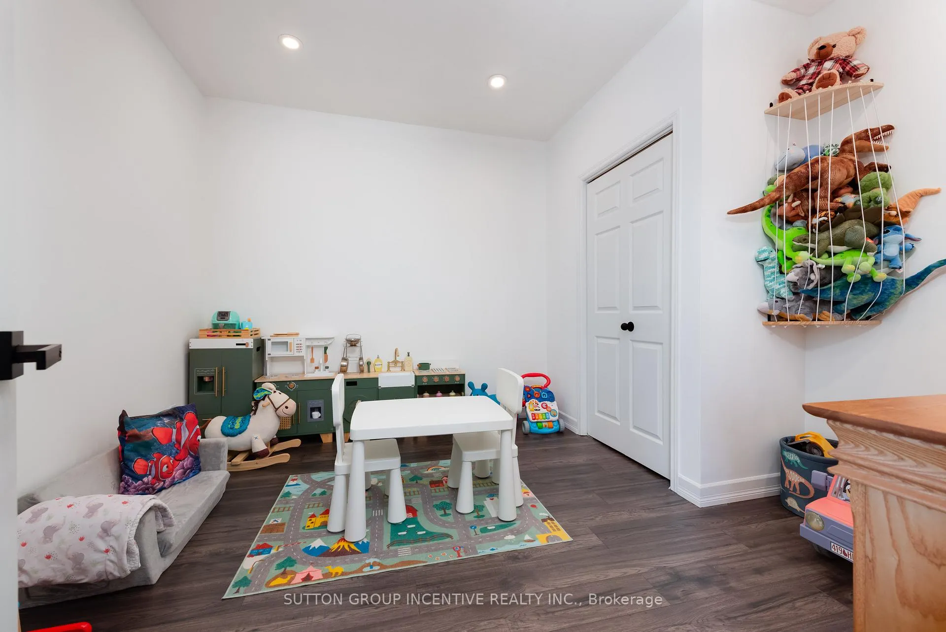 Photo 8 of 87 Dunlop Street, Orillia — HOMEH